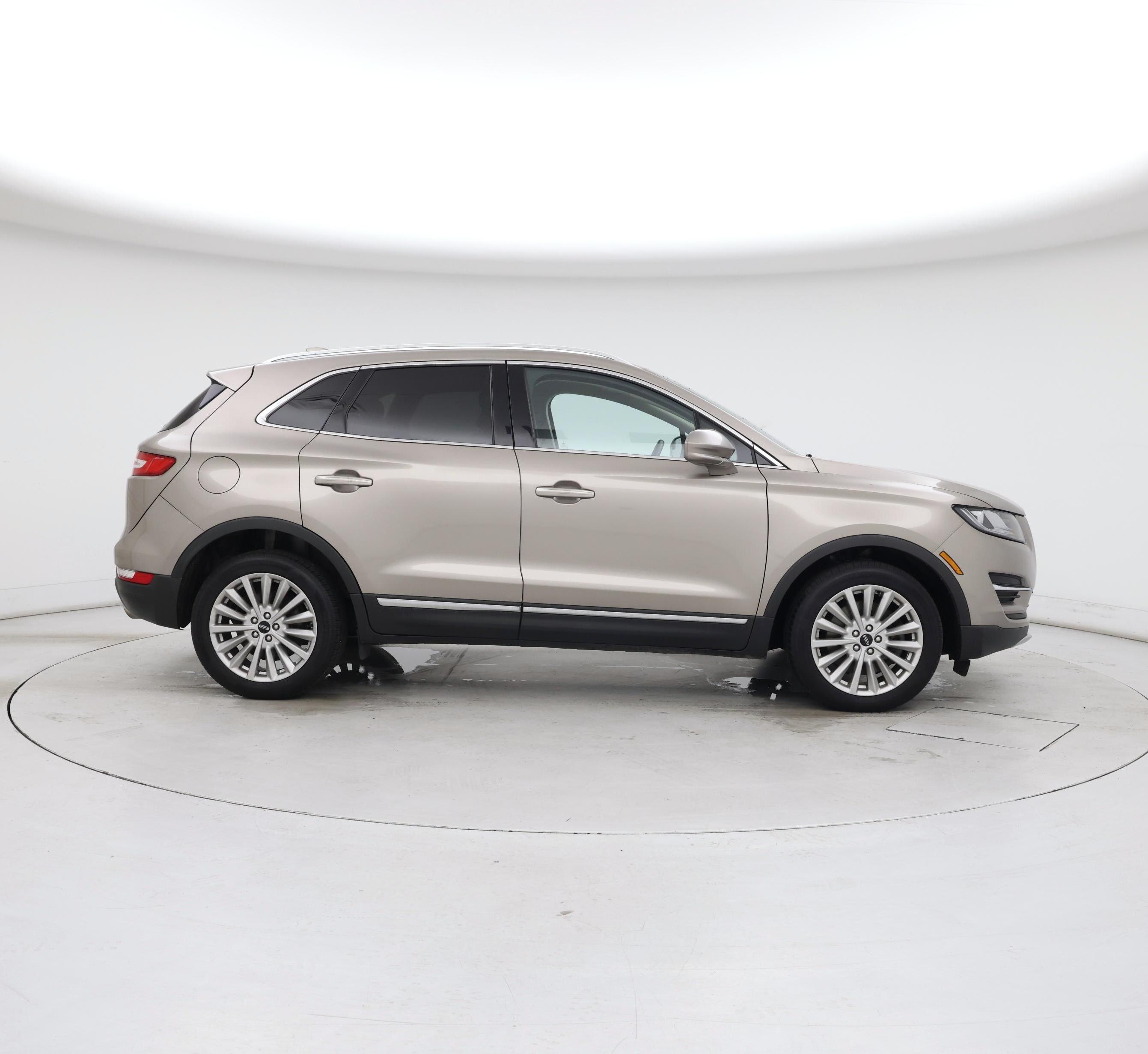 Thumbnail: 2019 Lincoln MKC - 7
