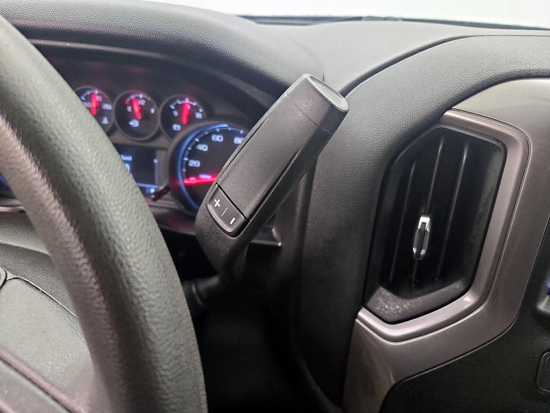 Thumbnail: 2021 Chevrolet Silverado 1500 - 17
