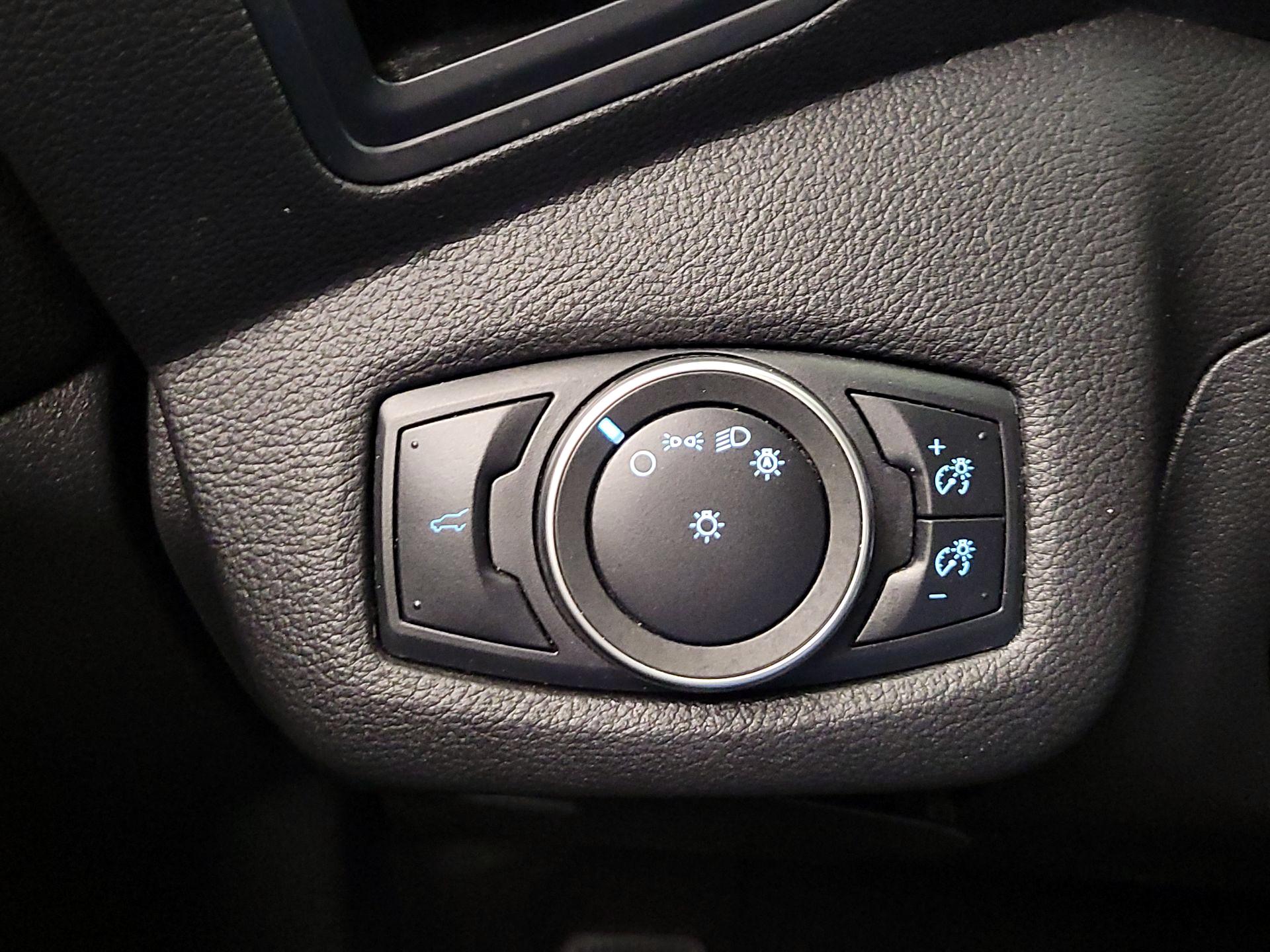 Thumbnail: 2019 Ford Escape - 13