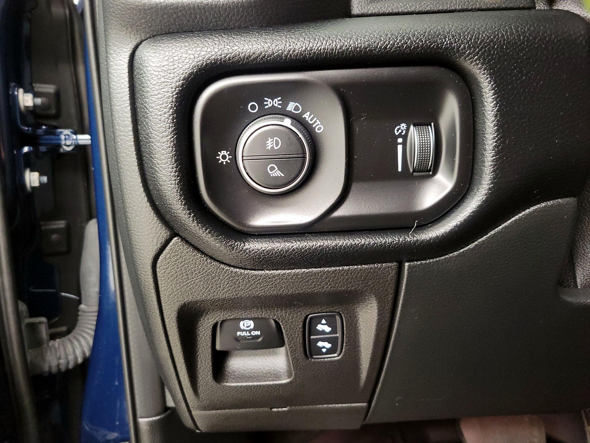 Thumbnail: 2021 RAM 1500 - 13