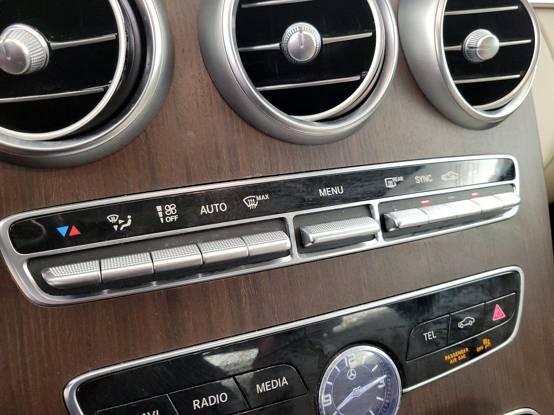 Thumbnail: 2021 Mercedes-Benz C-Class - 16