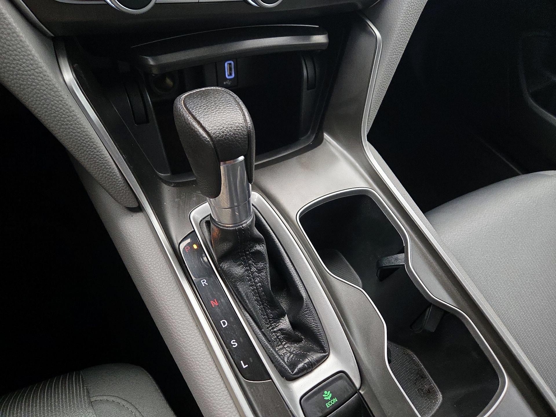 Thumbnail: 2019 Honda Accord - 17
