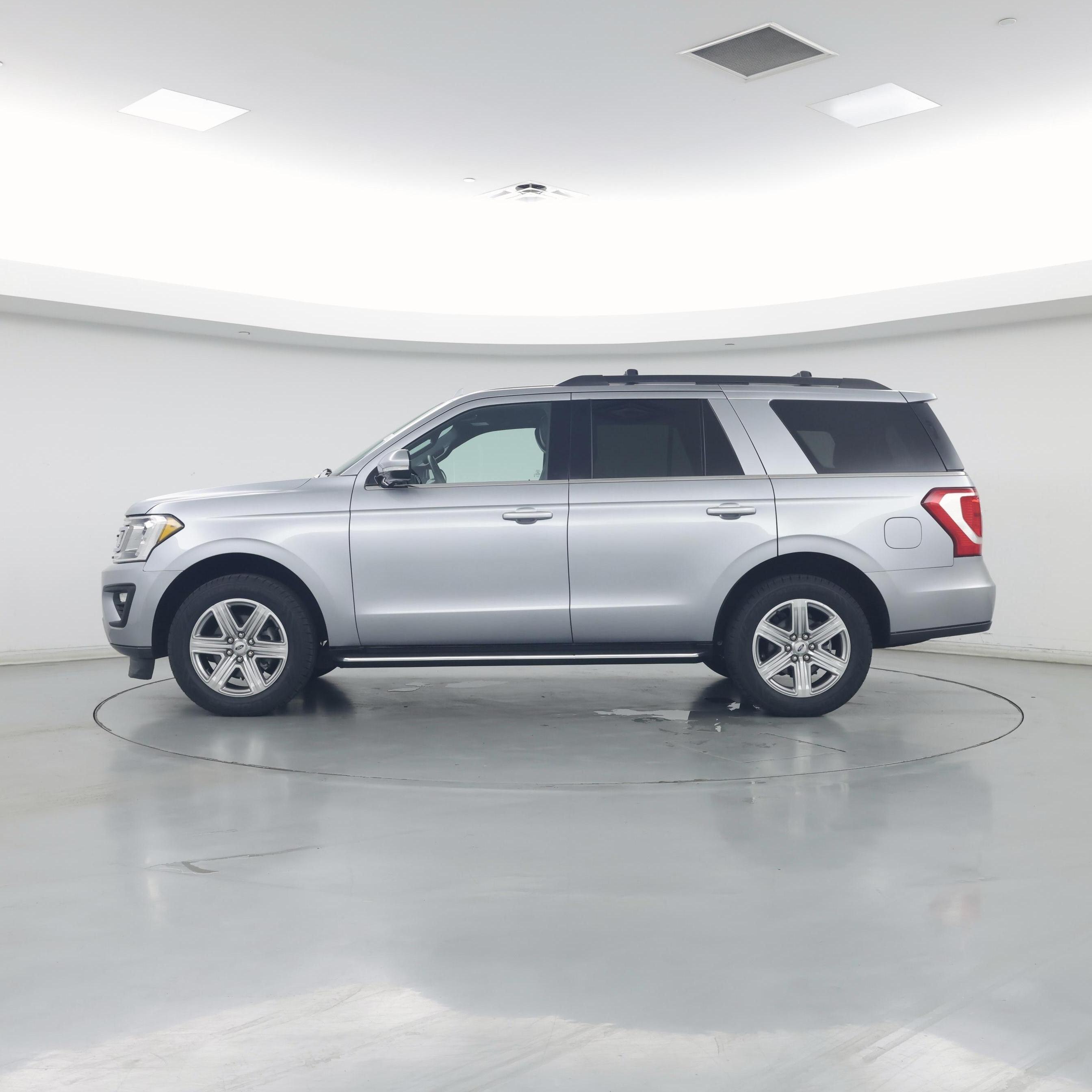 Thumbnail: 2020 Ford Expedition - 3