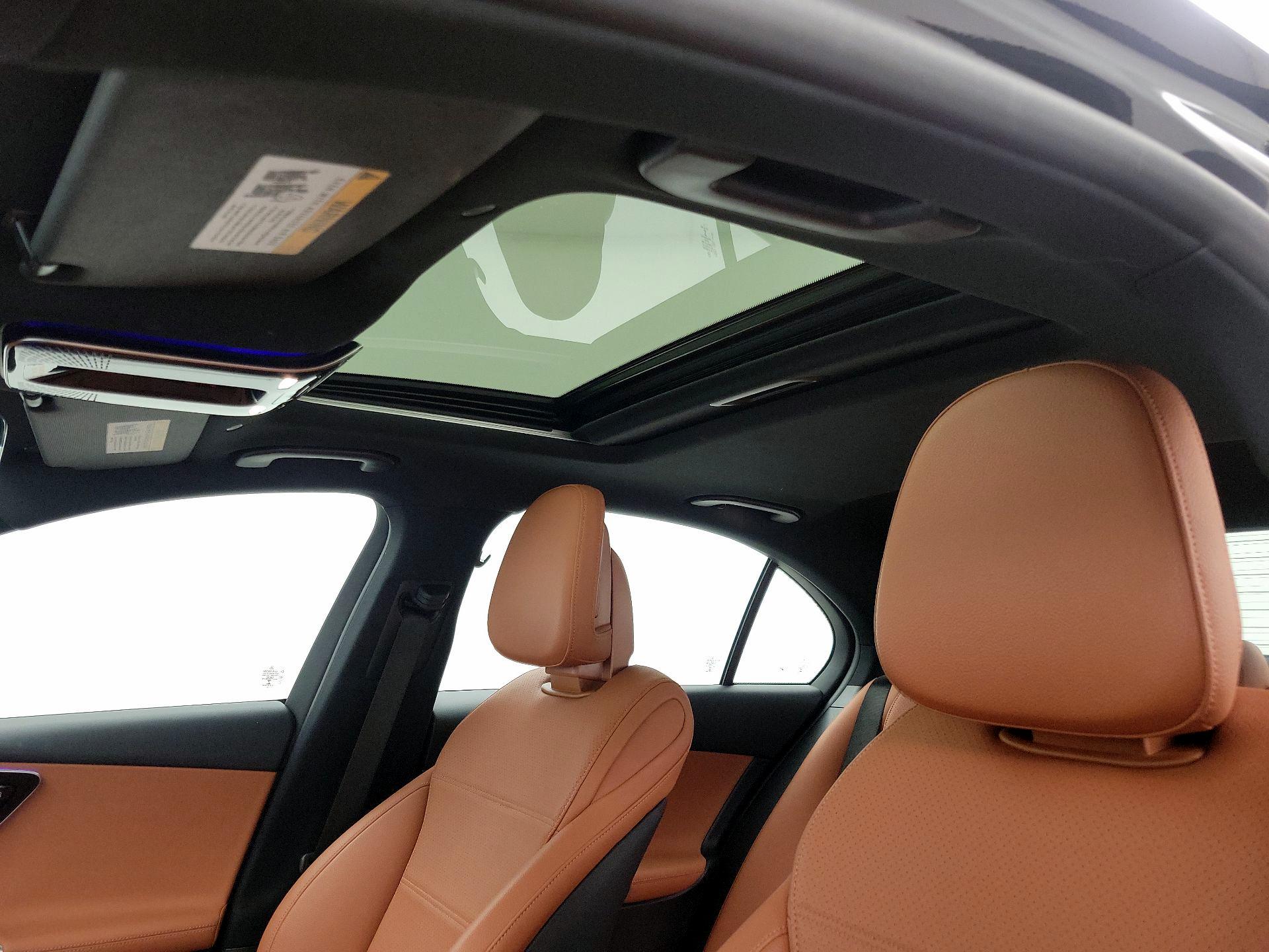 Thumbnail: 2022 Mercedes-Benz C-Class - 19