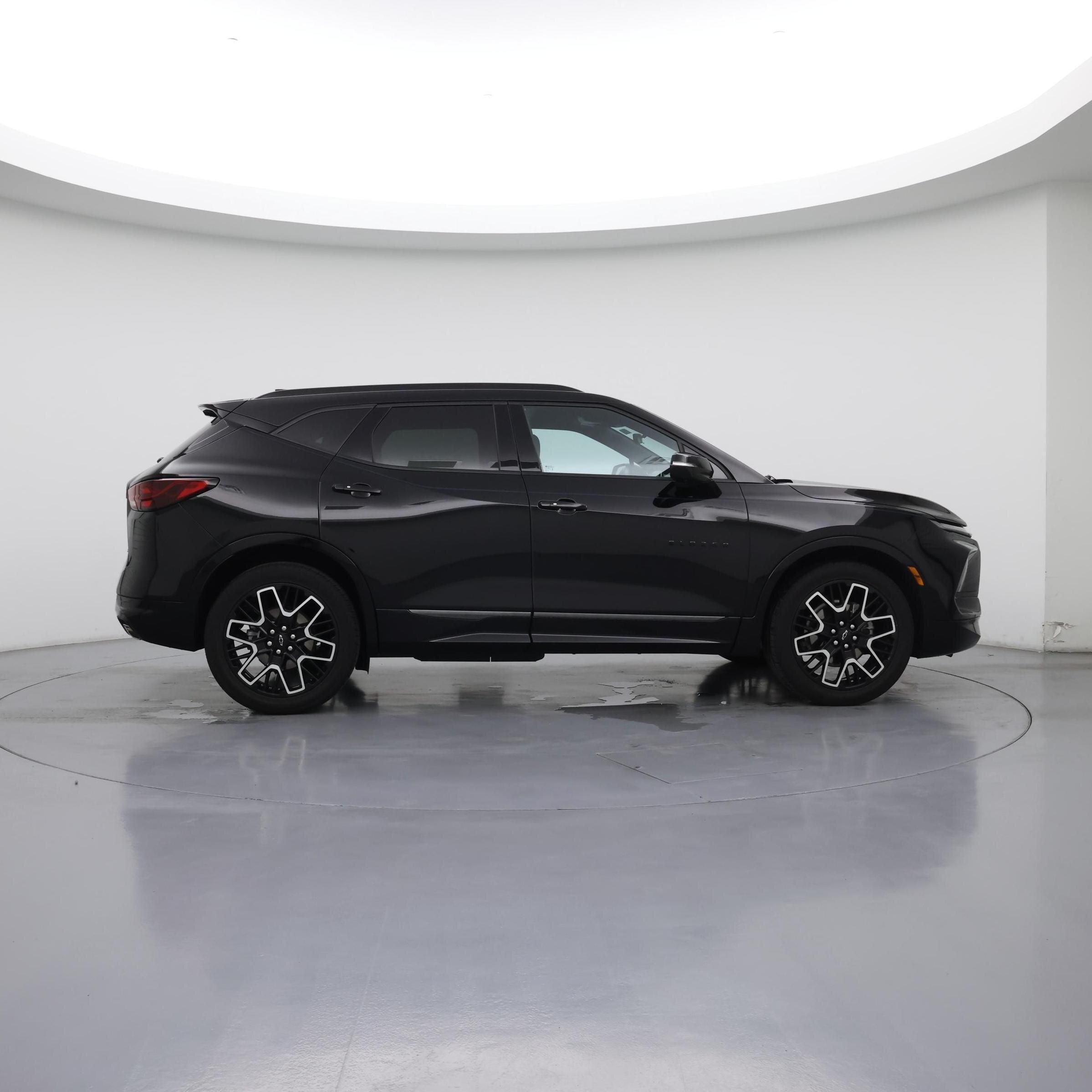 Thumbnail: 2023 Chevrolet Blazer - 7