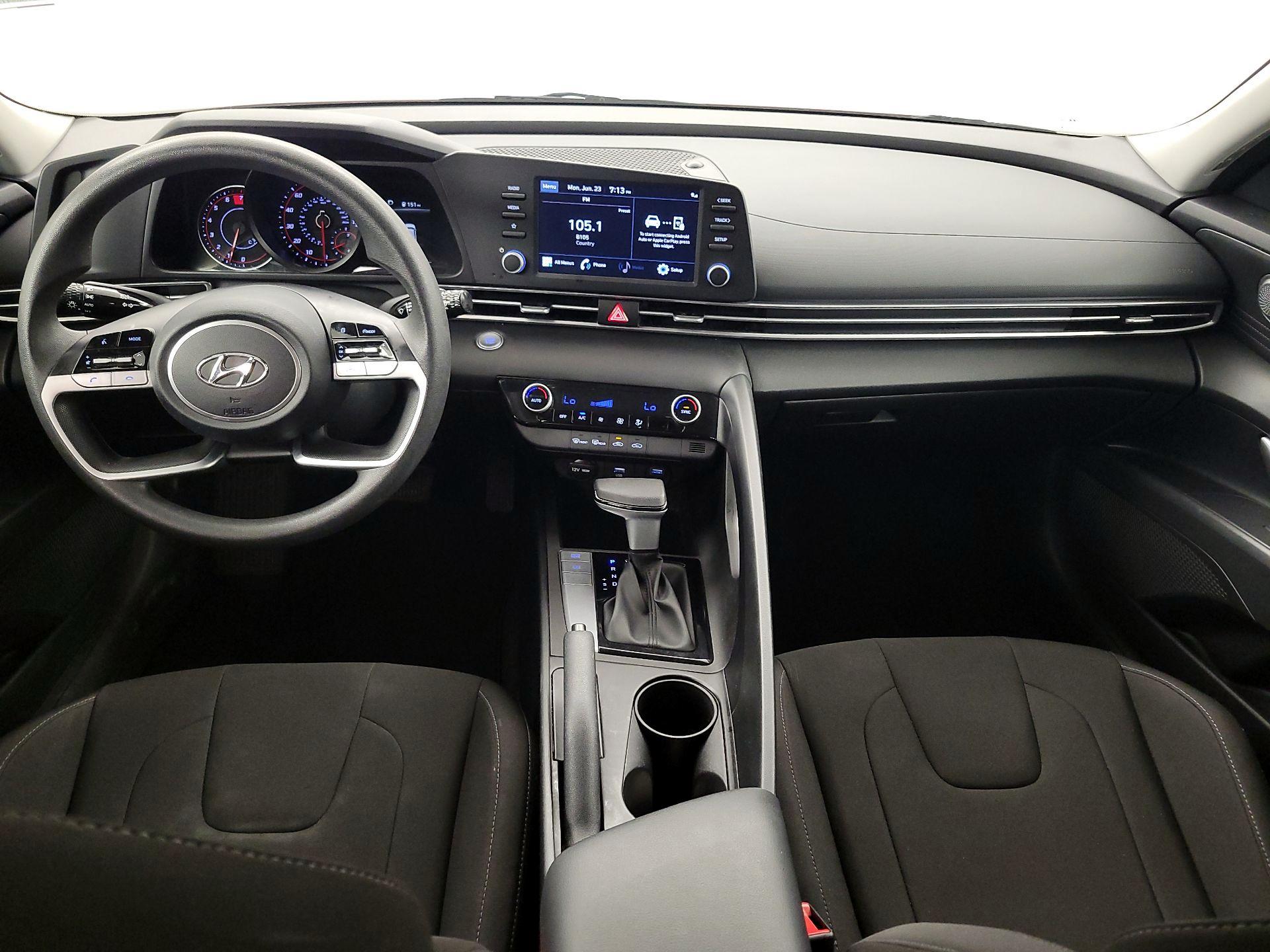 Thumbnail: 2022 Hyundai Elantra - 9