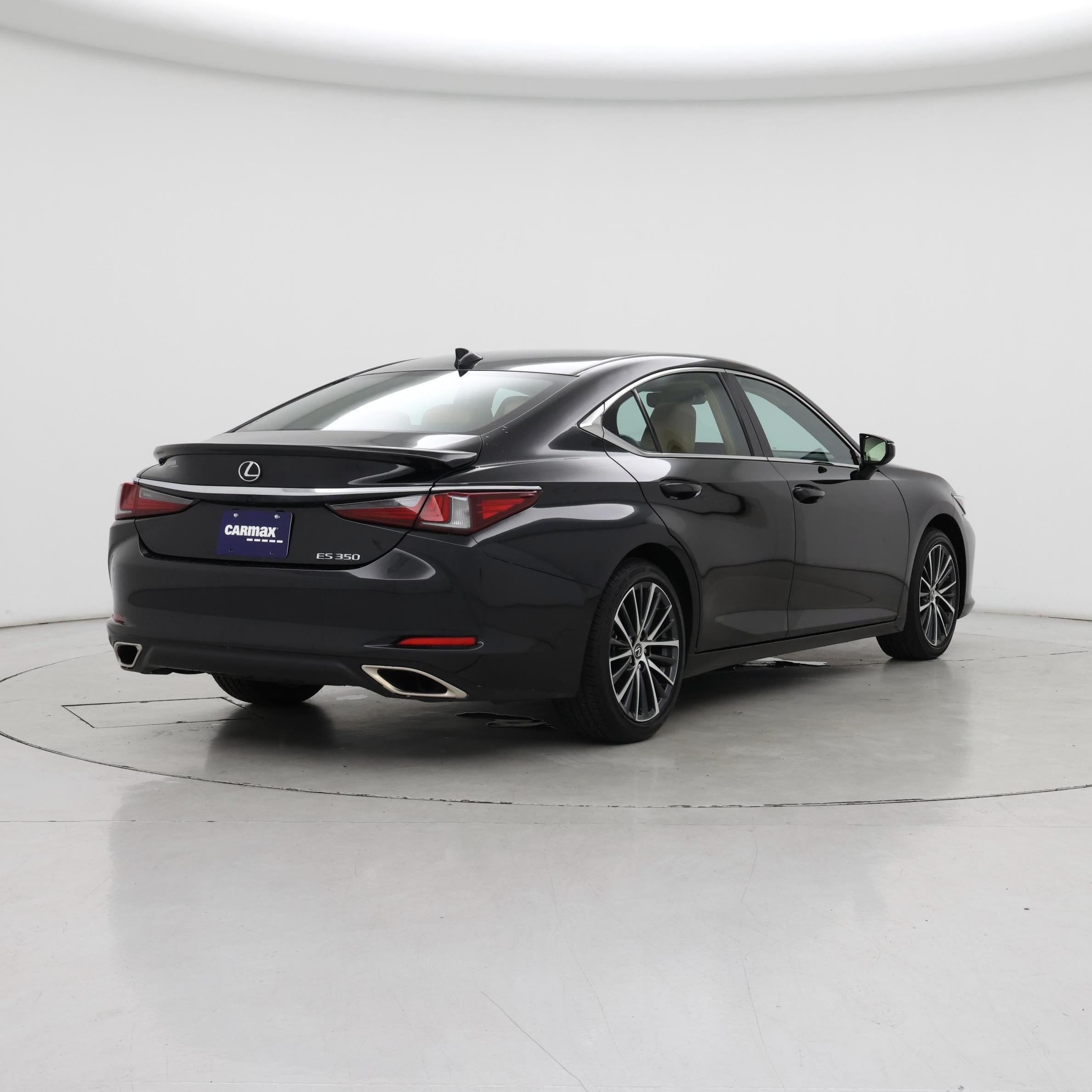 Thumbnail: 2022 Lexus ES - 8