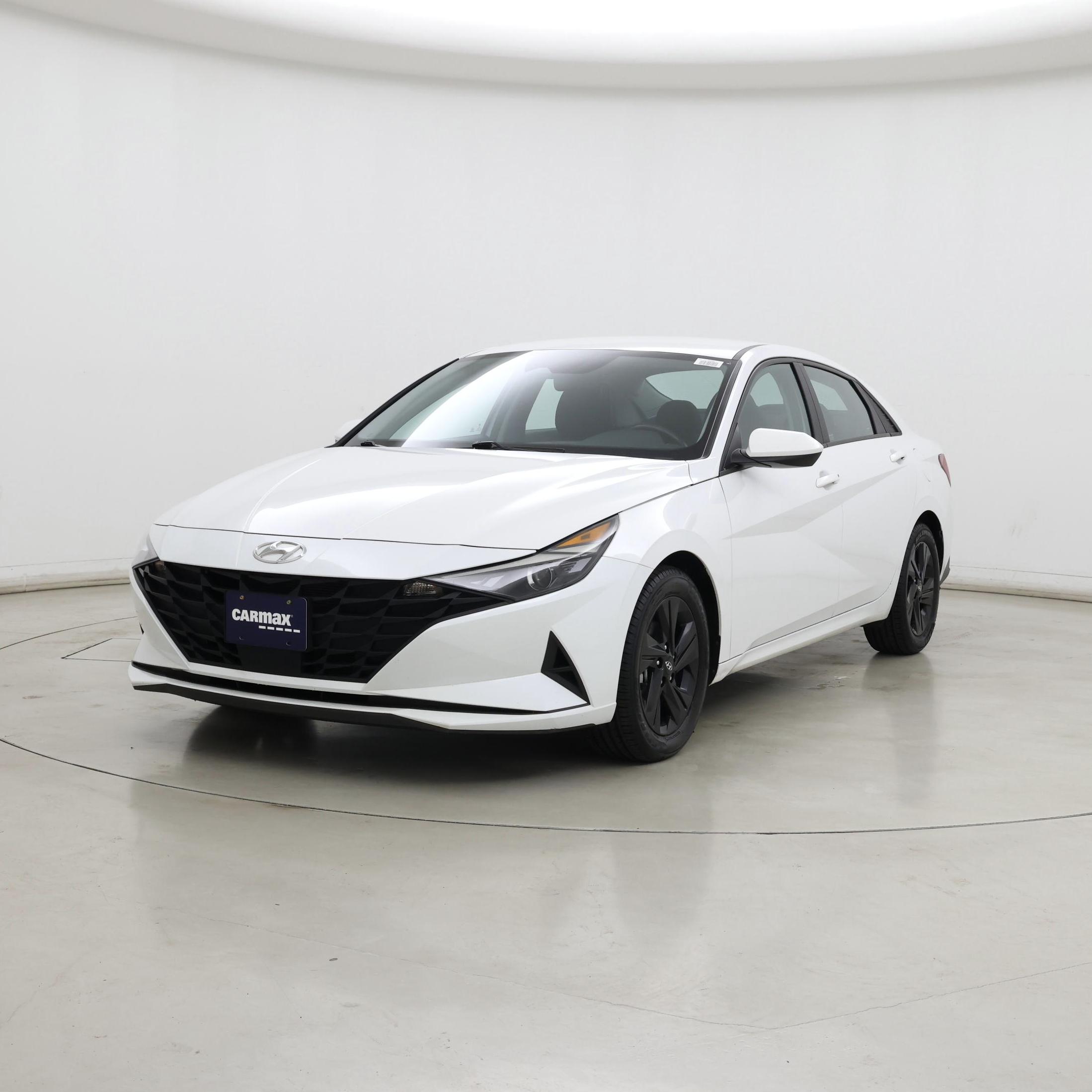 Thumbnail: 2022 Hyundai Elantra - 4