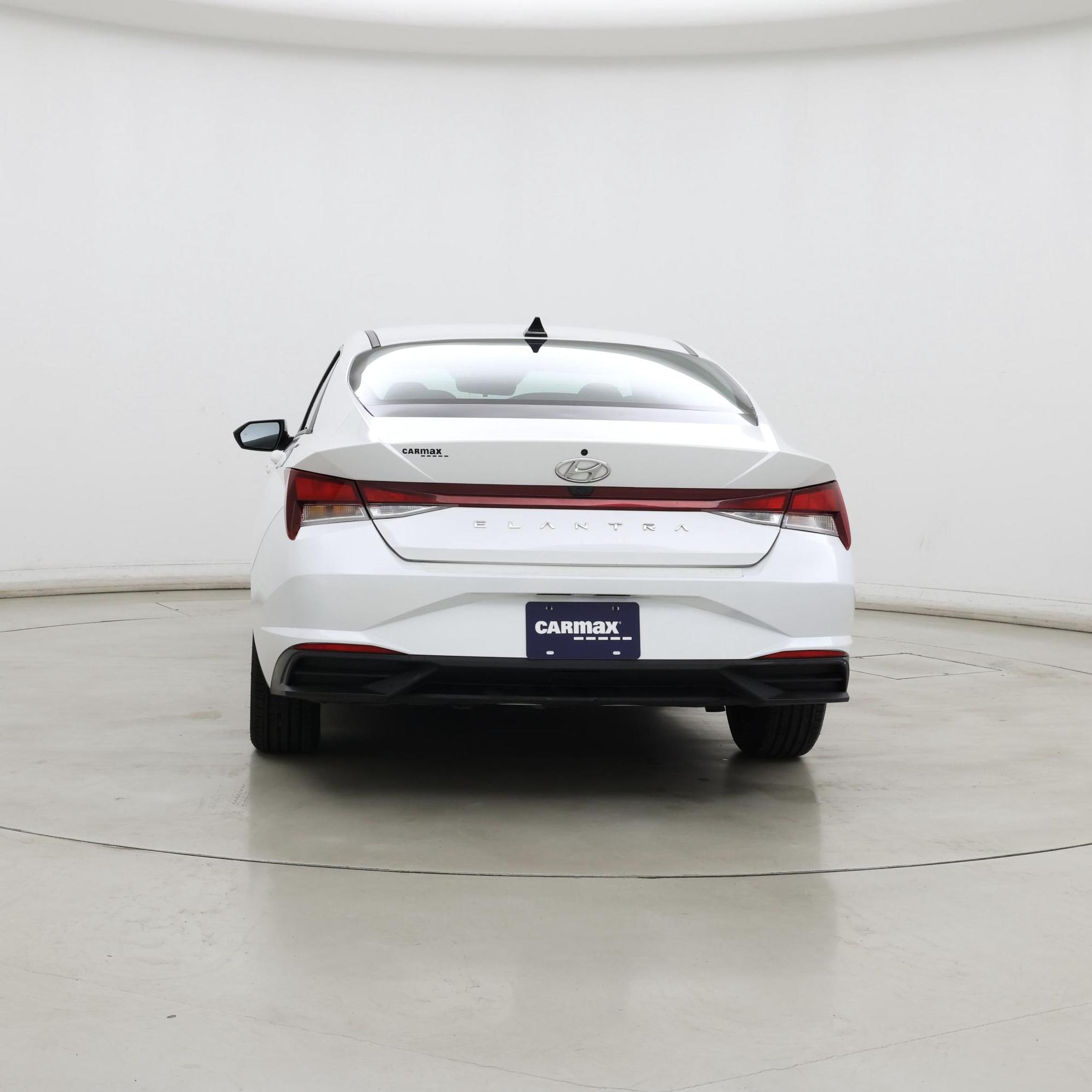 Thumbnail: 2022 Hyundai Elantra - 6