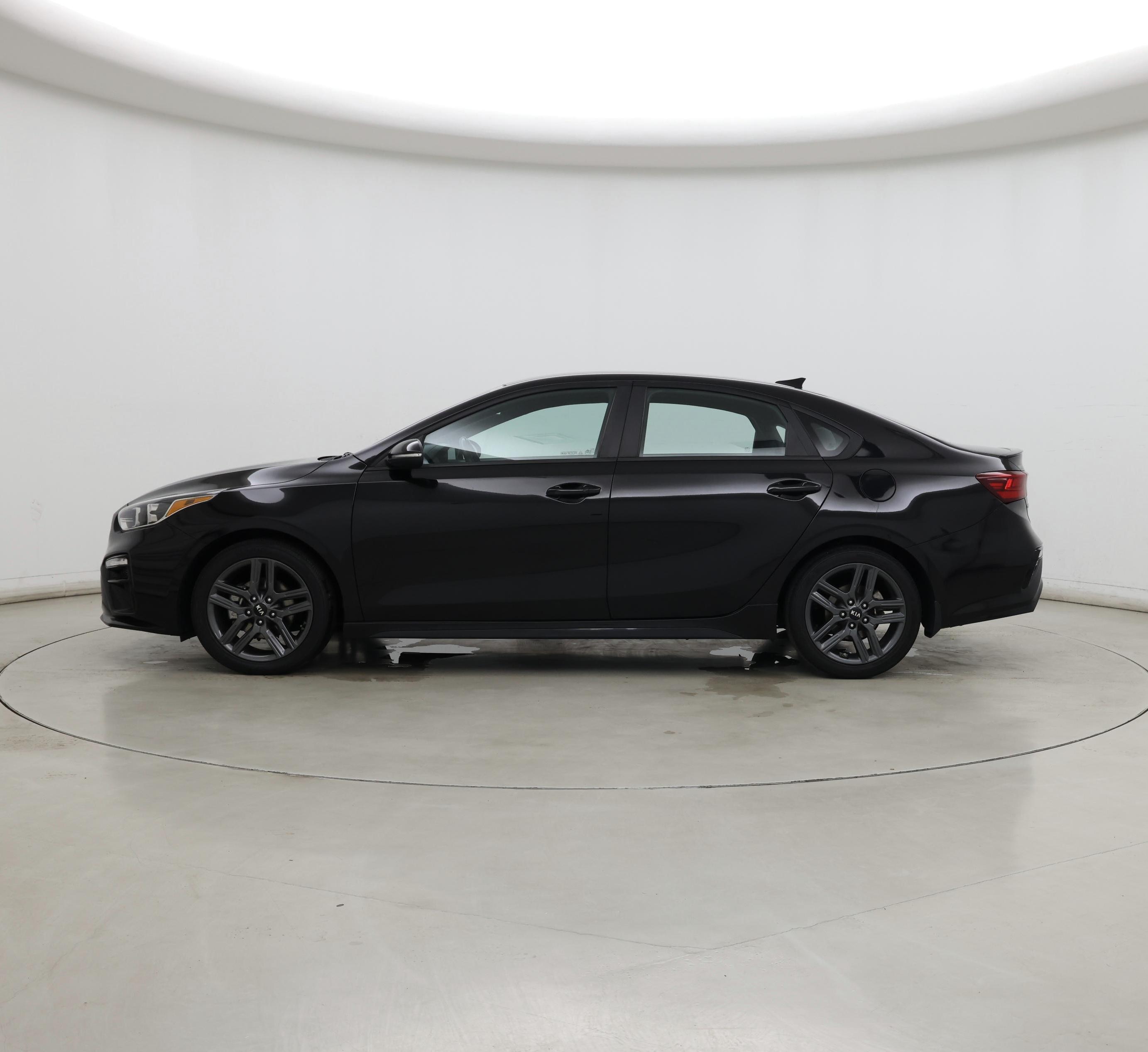 Thumbnail: 2021 Kia Forte - 3