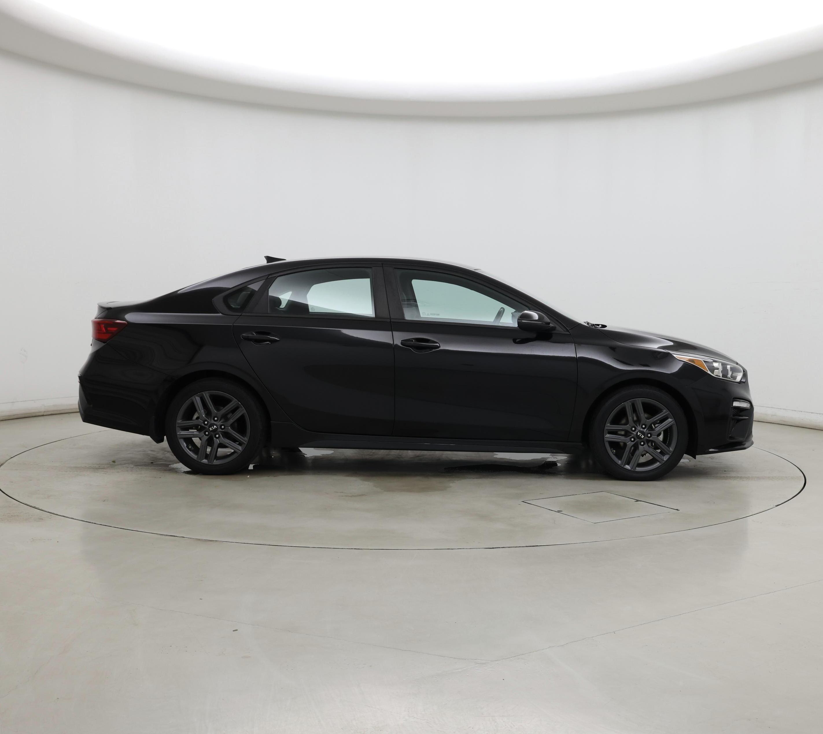 Thumbnail: 2021 Kia Forte - 7