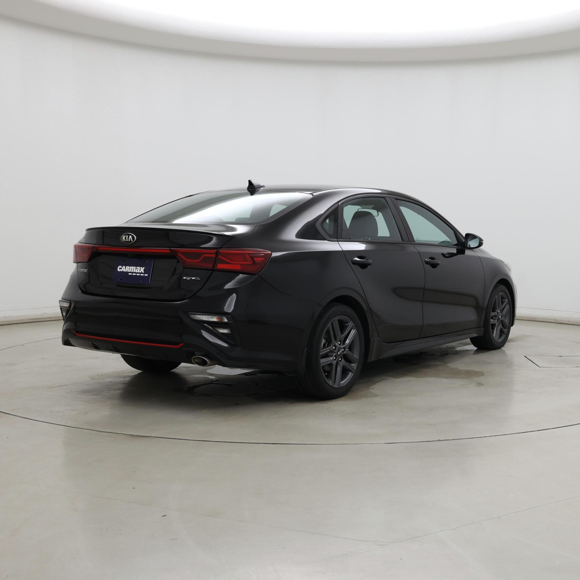 Thumbnail: 2021 Kia Forte - 8