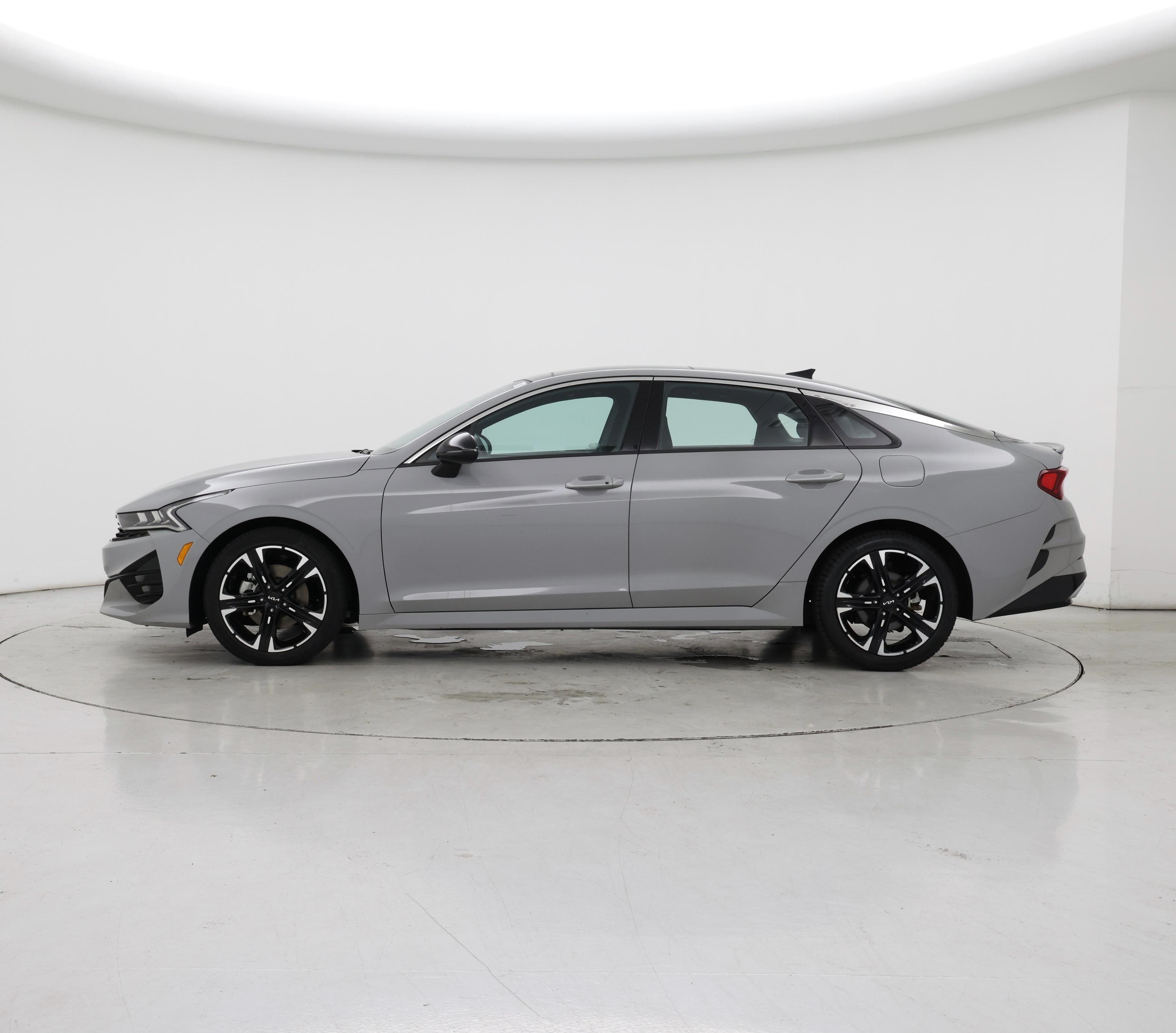 Thumbnail: 2022 Kia K5 - 3