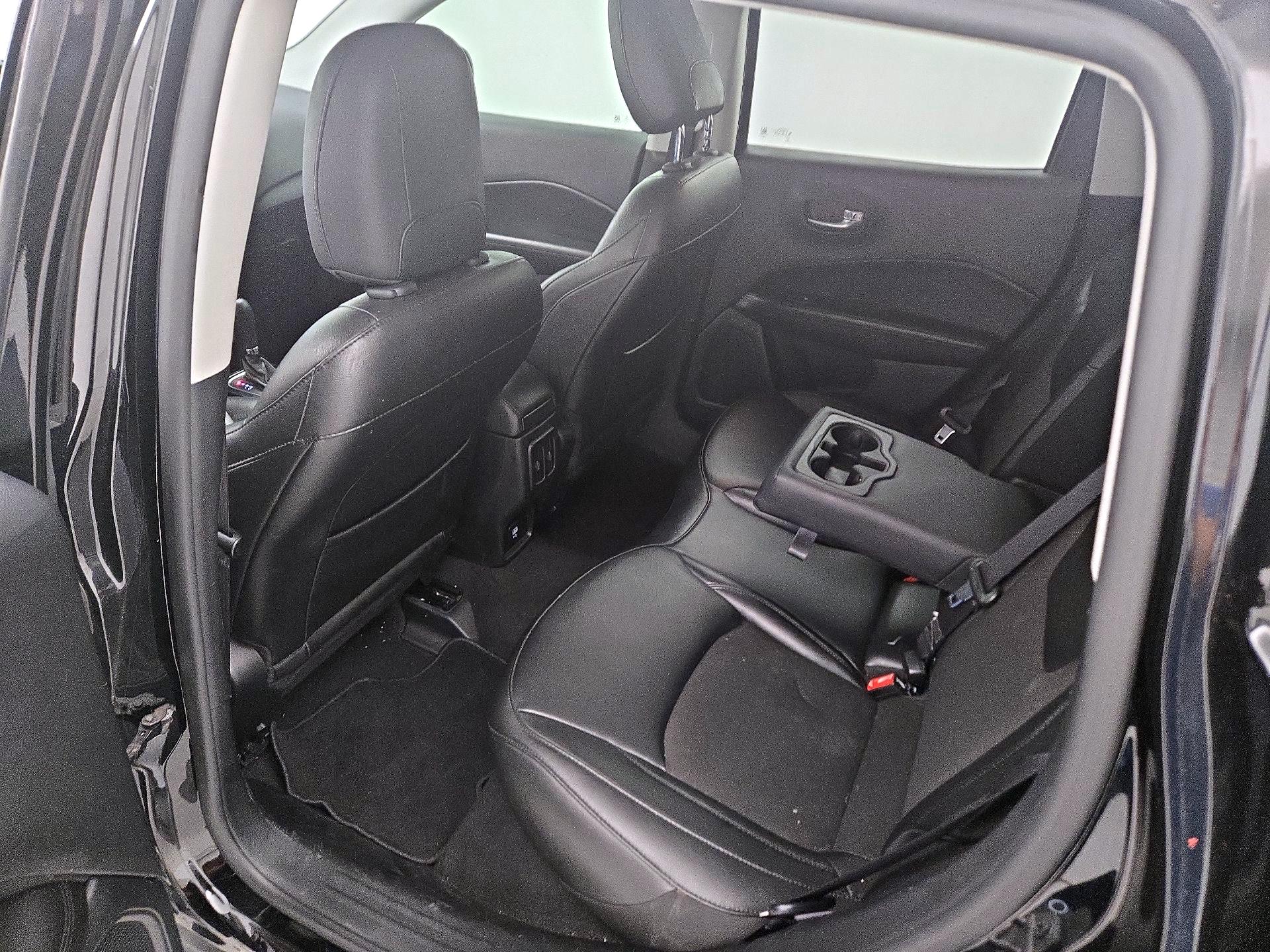 Thumbnail: 2021 Jeep Compass - 19