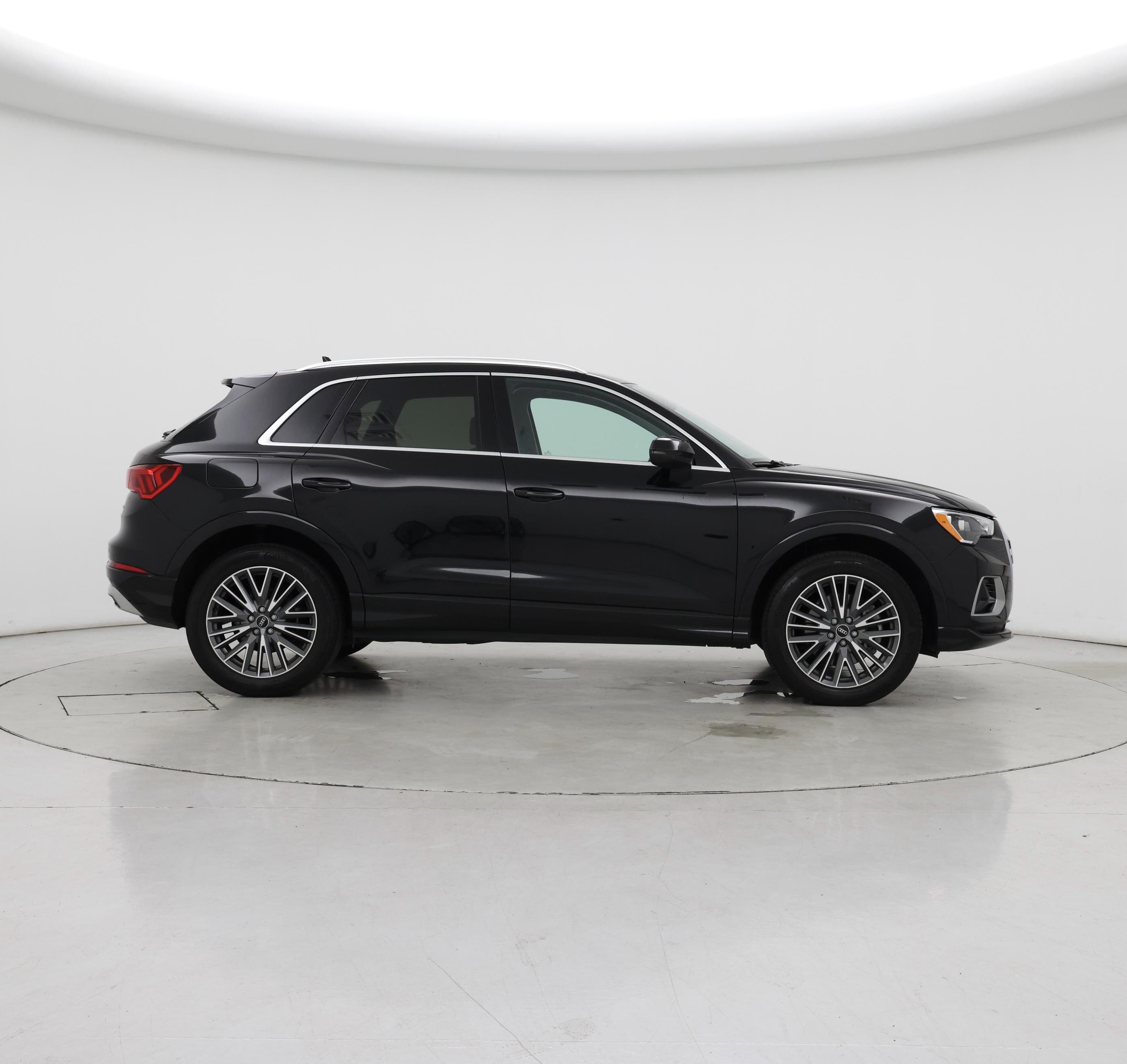 Thumbnail: 2022 Audi Q3 - 7