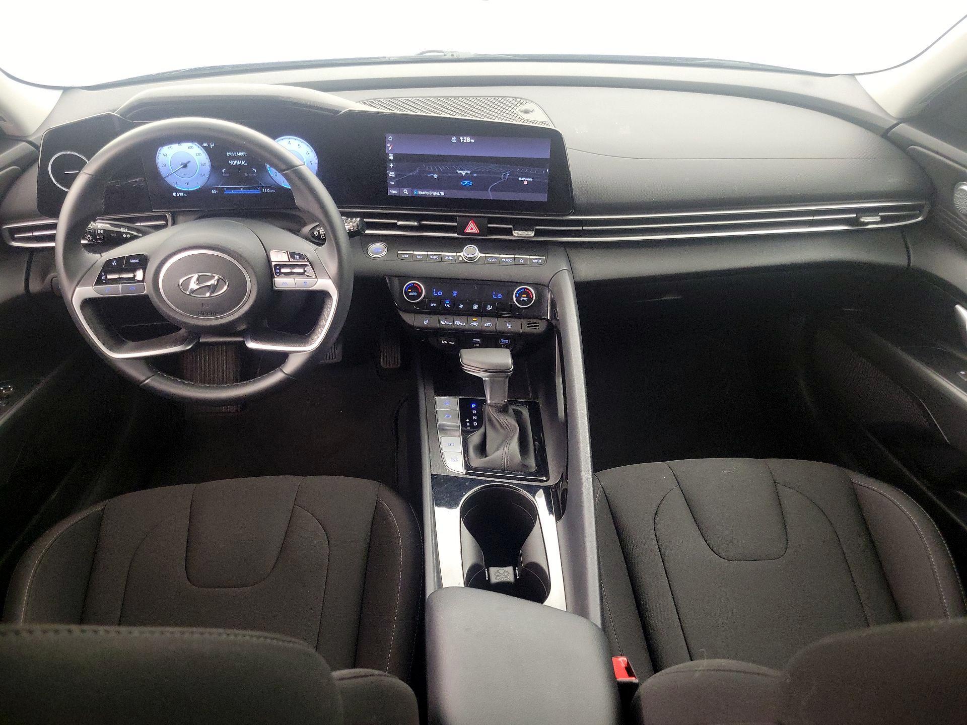Thumbnail: 2023 Hyundai Elantra - 9