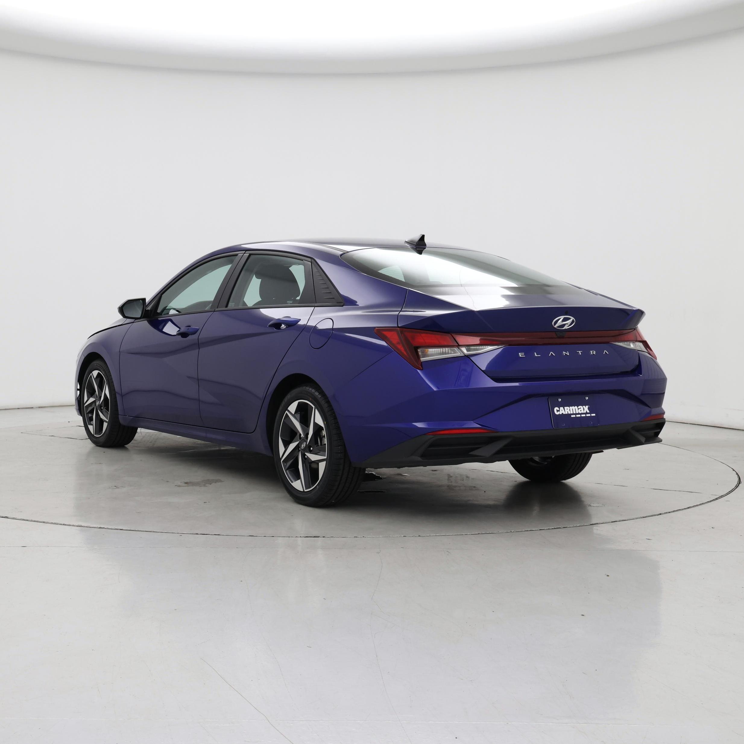 Thumbnail: 2023 Hyundai Elantra - 2