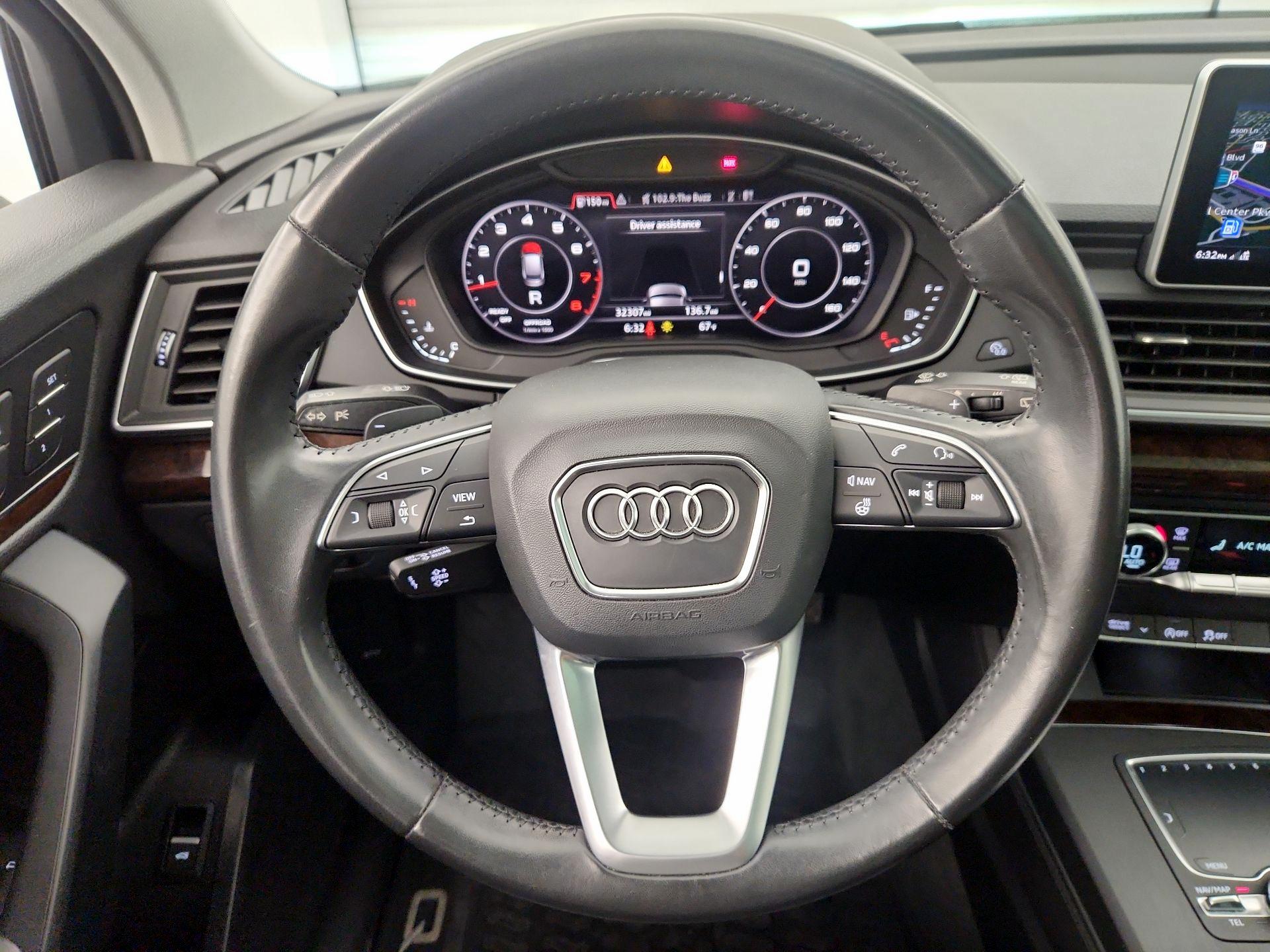 Thumbnail: 2020 Audi Q5 - 10