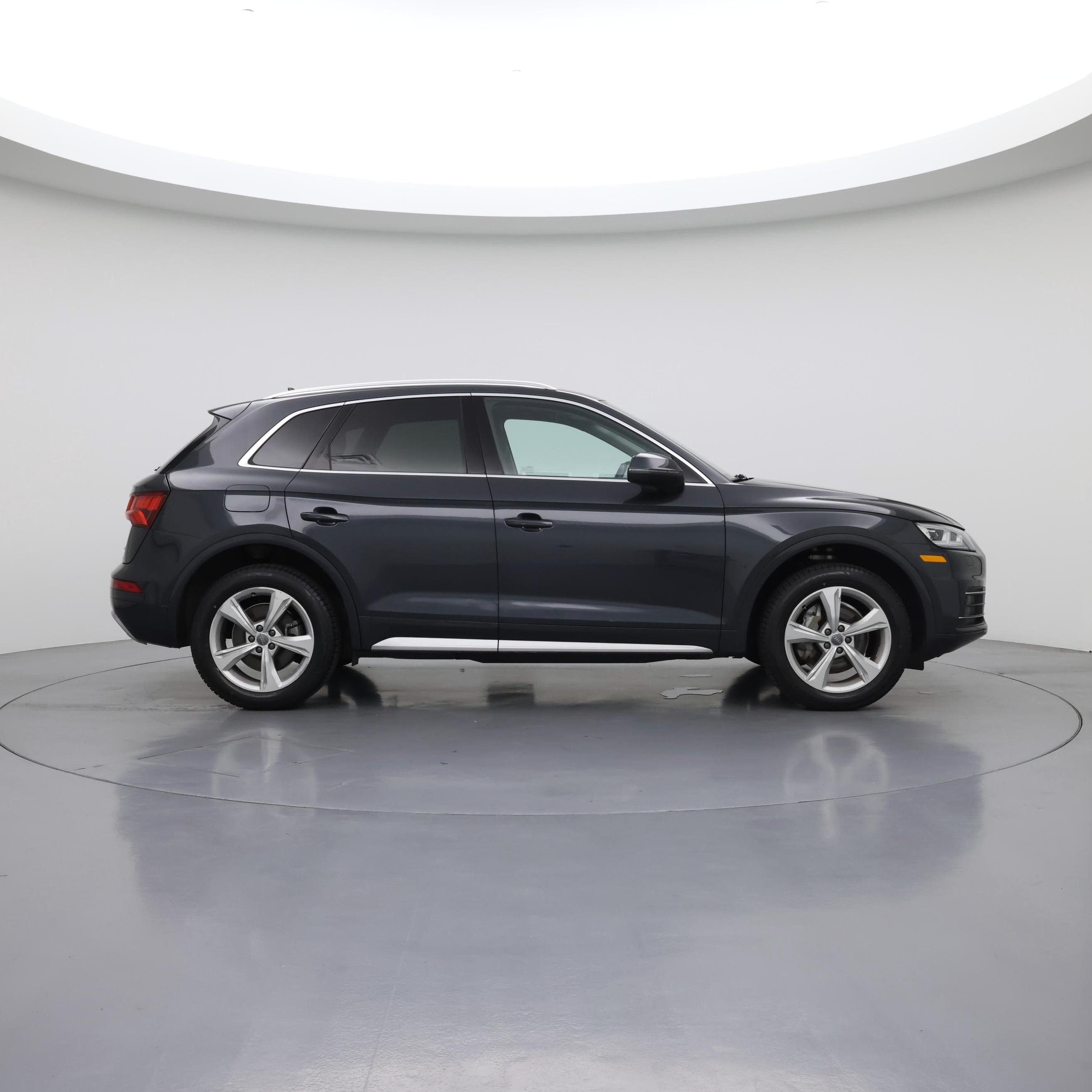 Thumbnail: 2020 Audi Q5 - 7