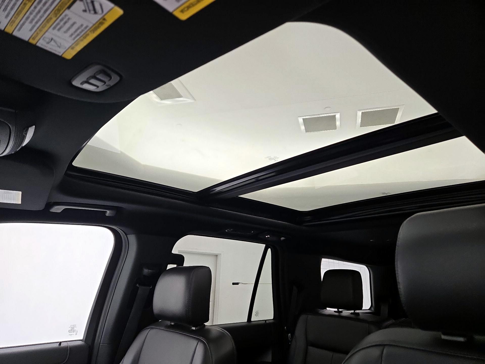 Thumbnail: 2019 Ford Expedition - 20
