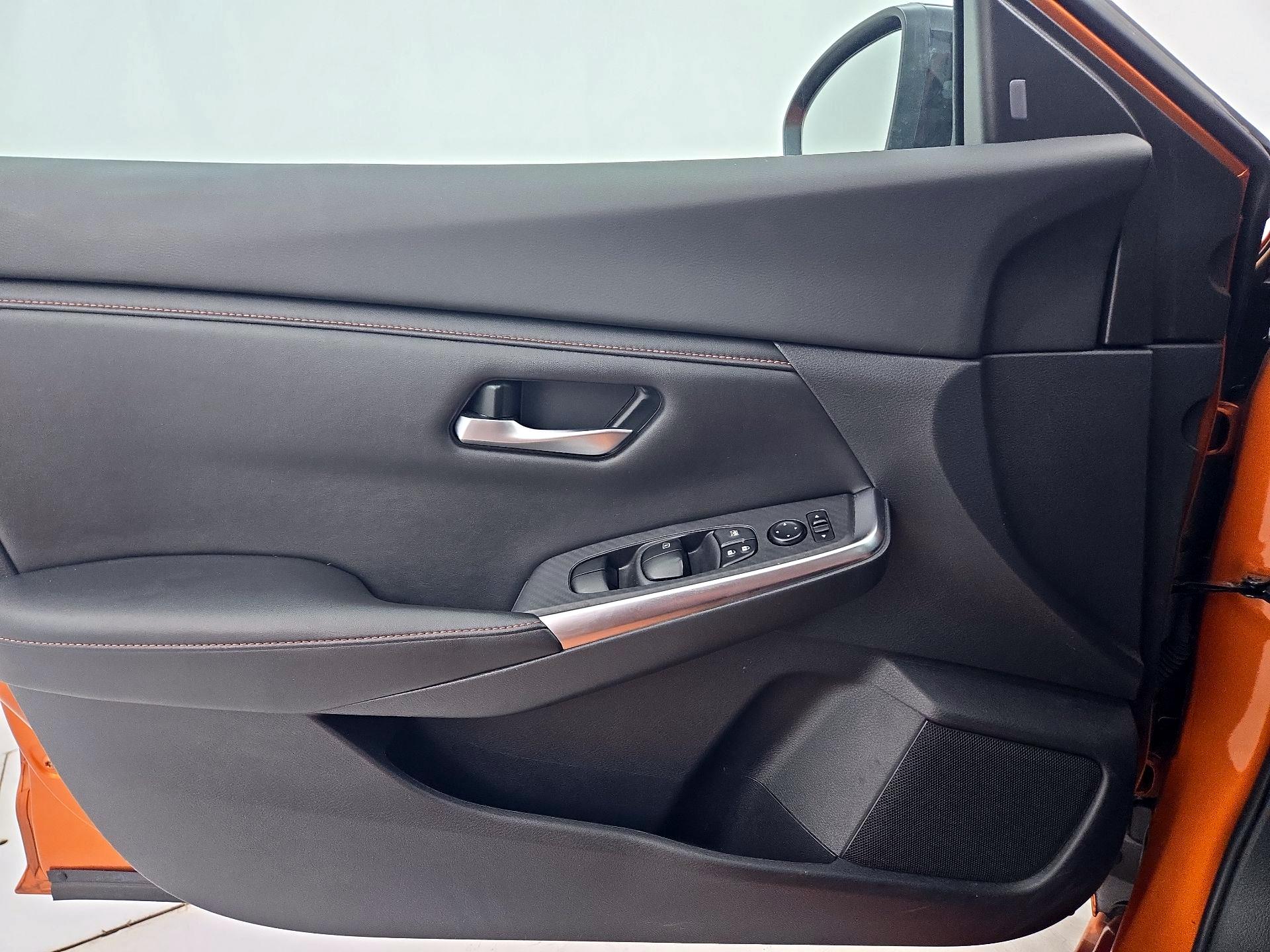 Thumbnail: 2022 Nissan Sentra - 12