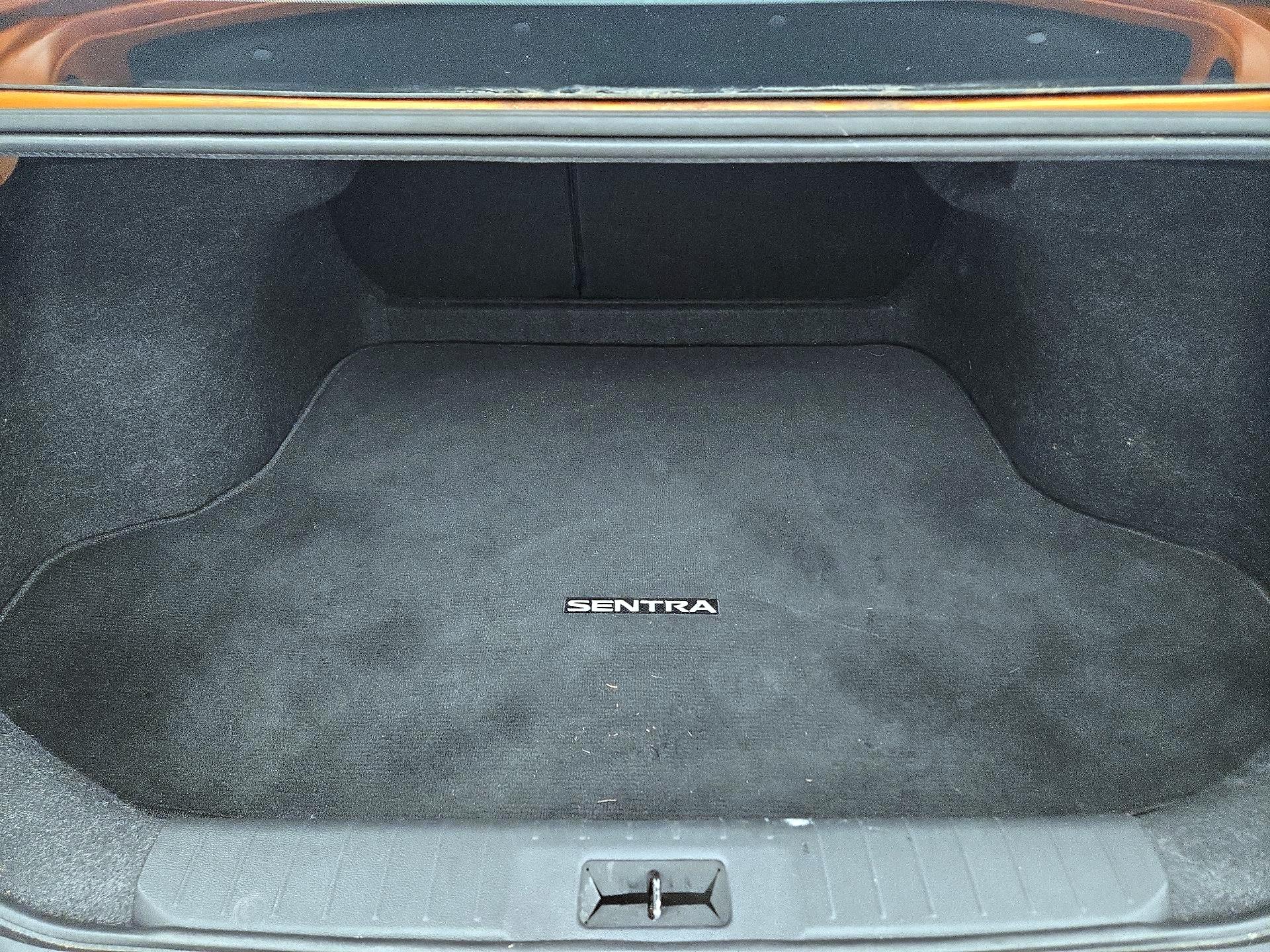 Thumbnail: 2022 Nissan Sentra - 20