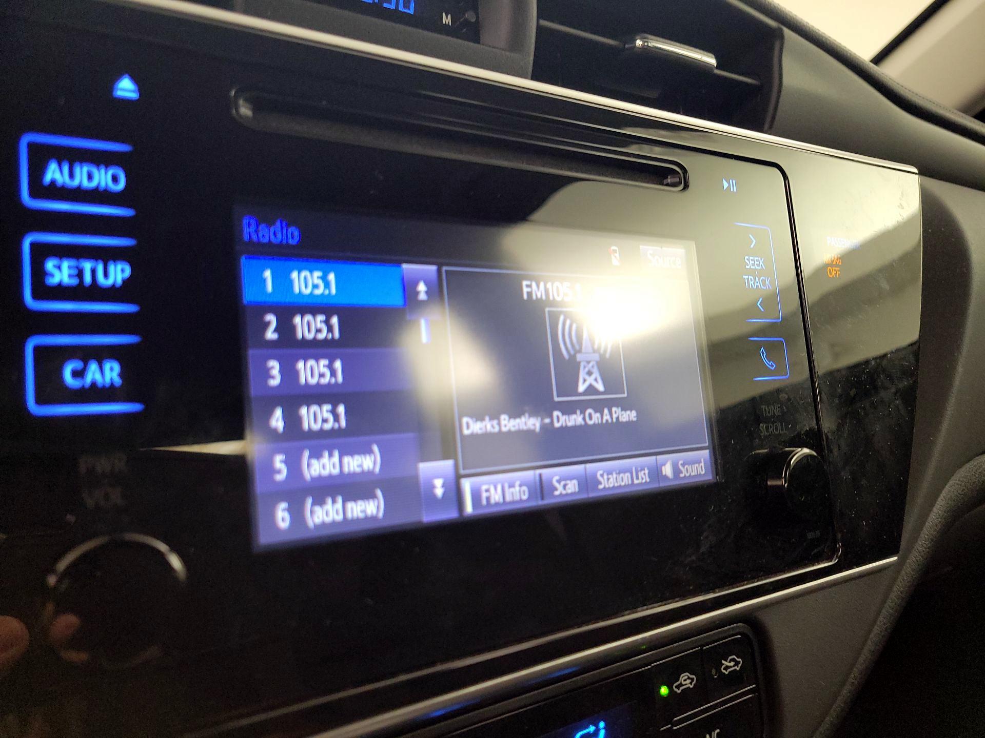 Thumbnail: 2019 Toyota Corolla - 15