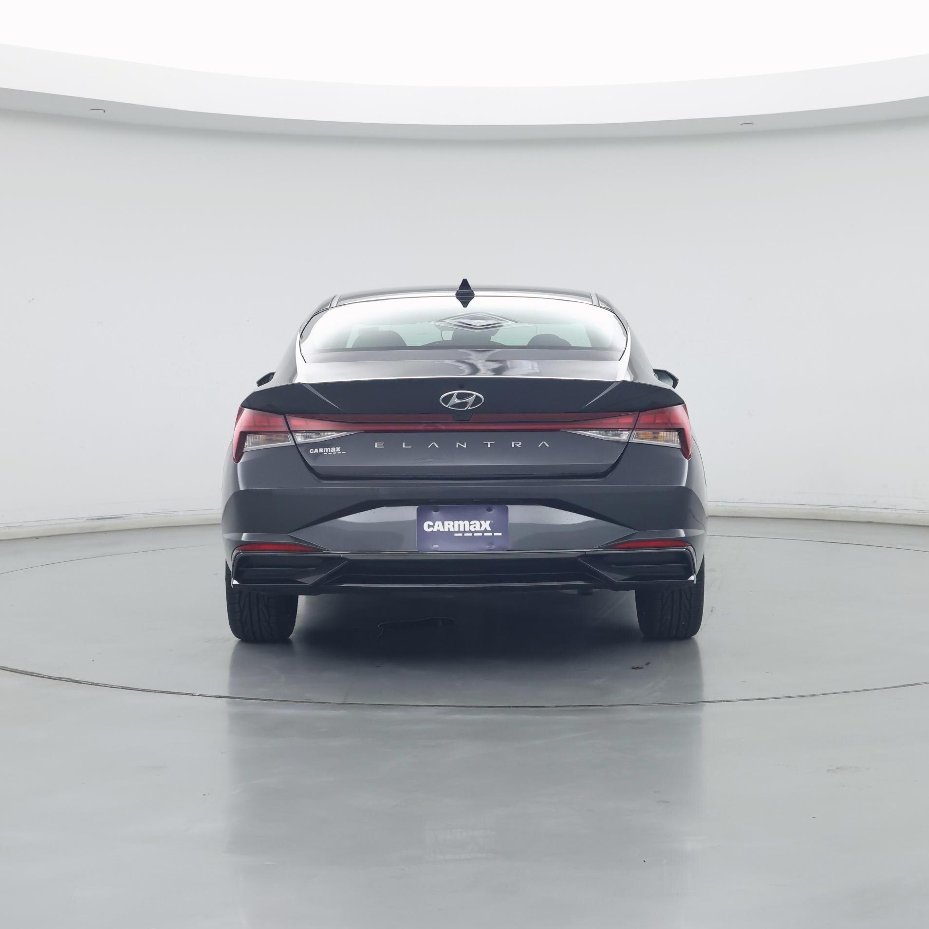 Thumbnail: 2022 Hyundai Elantra - 6