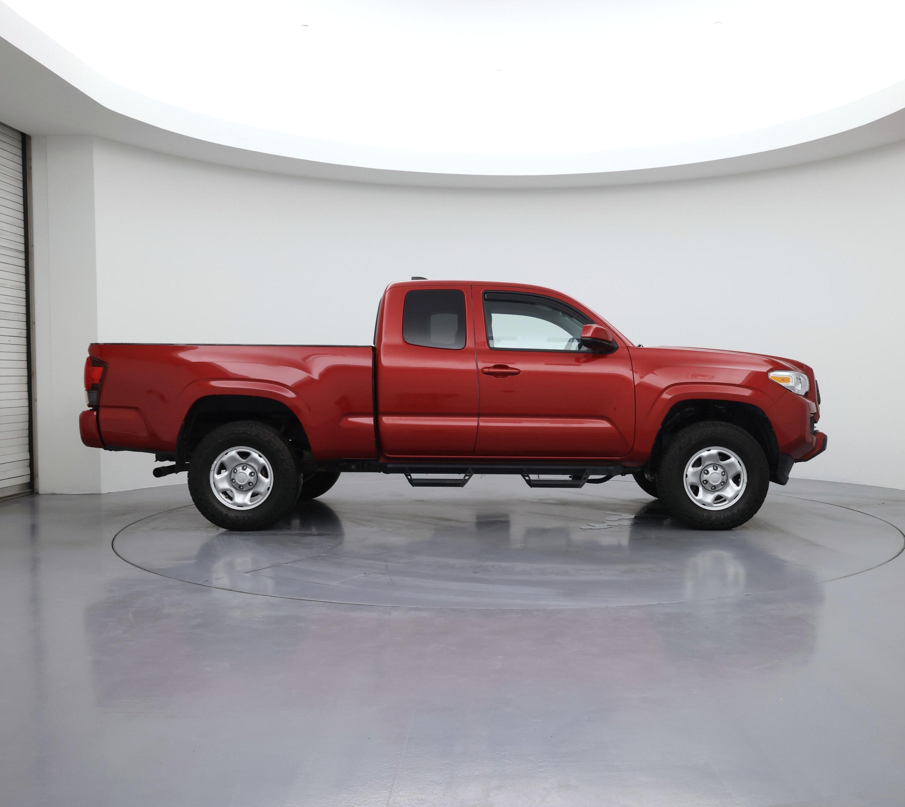 Thumbnail: 2022 Toyota Tacoma - 7