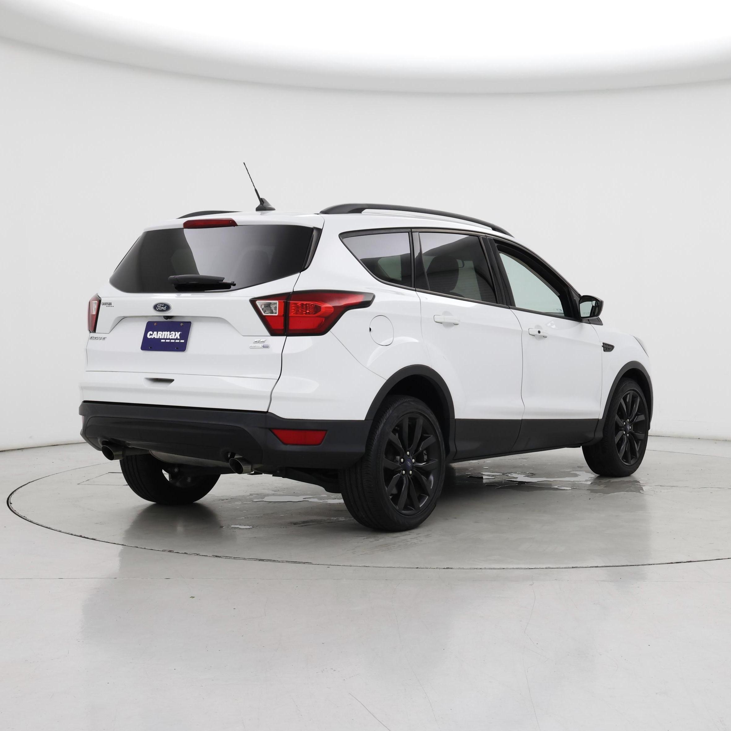 Thumbnail: 2019 Ford Escape - 8