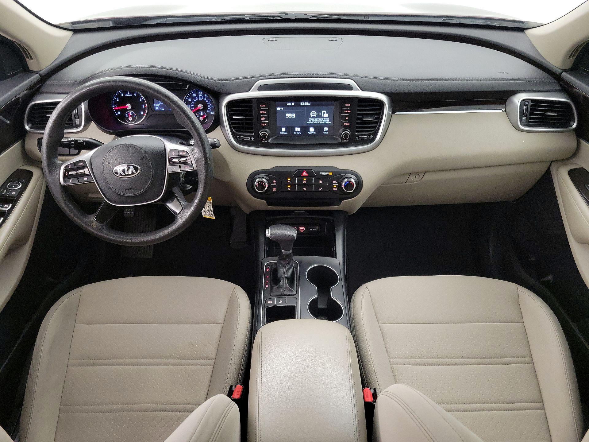 Thumbnail: 2020 Kia Sorento - 9