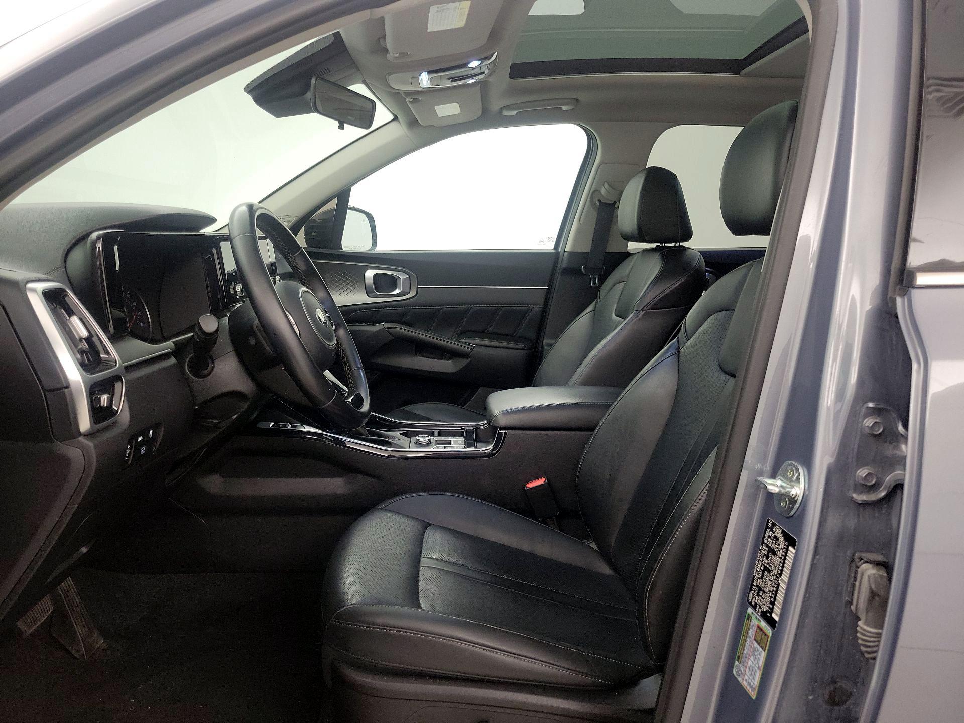 Thumbnail: 2021 Kia Sorento - 11