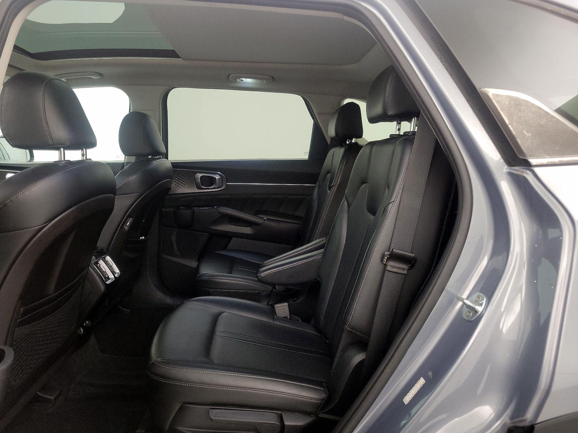 Thumbnail: 2021 Kia Sorento - 20