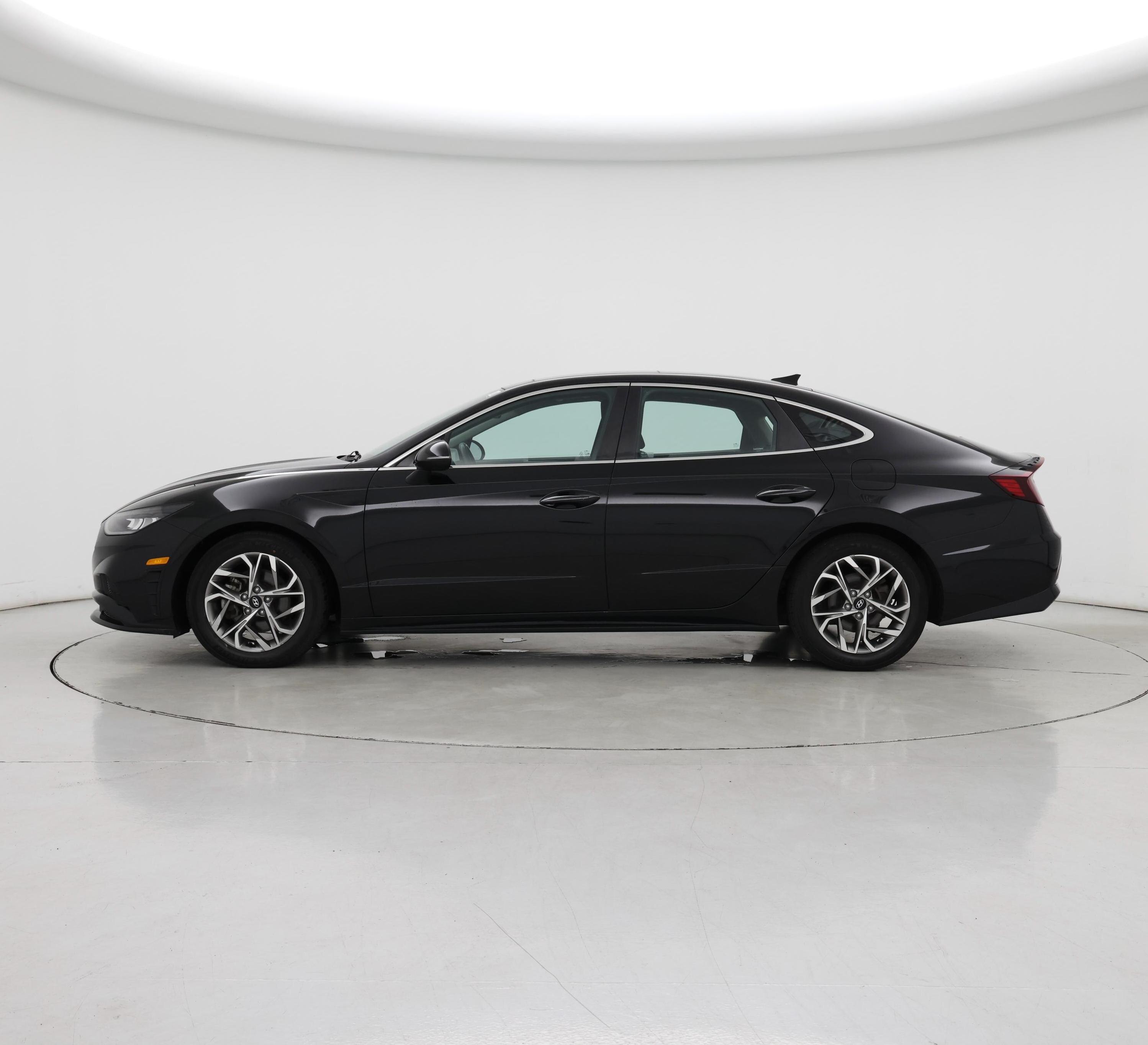 Thumbnail: 2021 Hyundai Sonata - 3