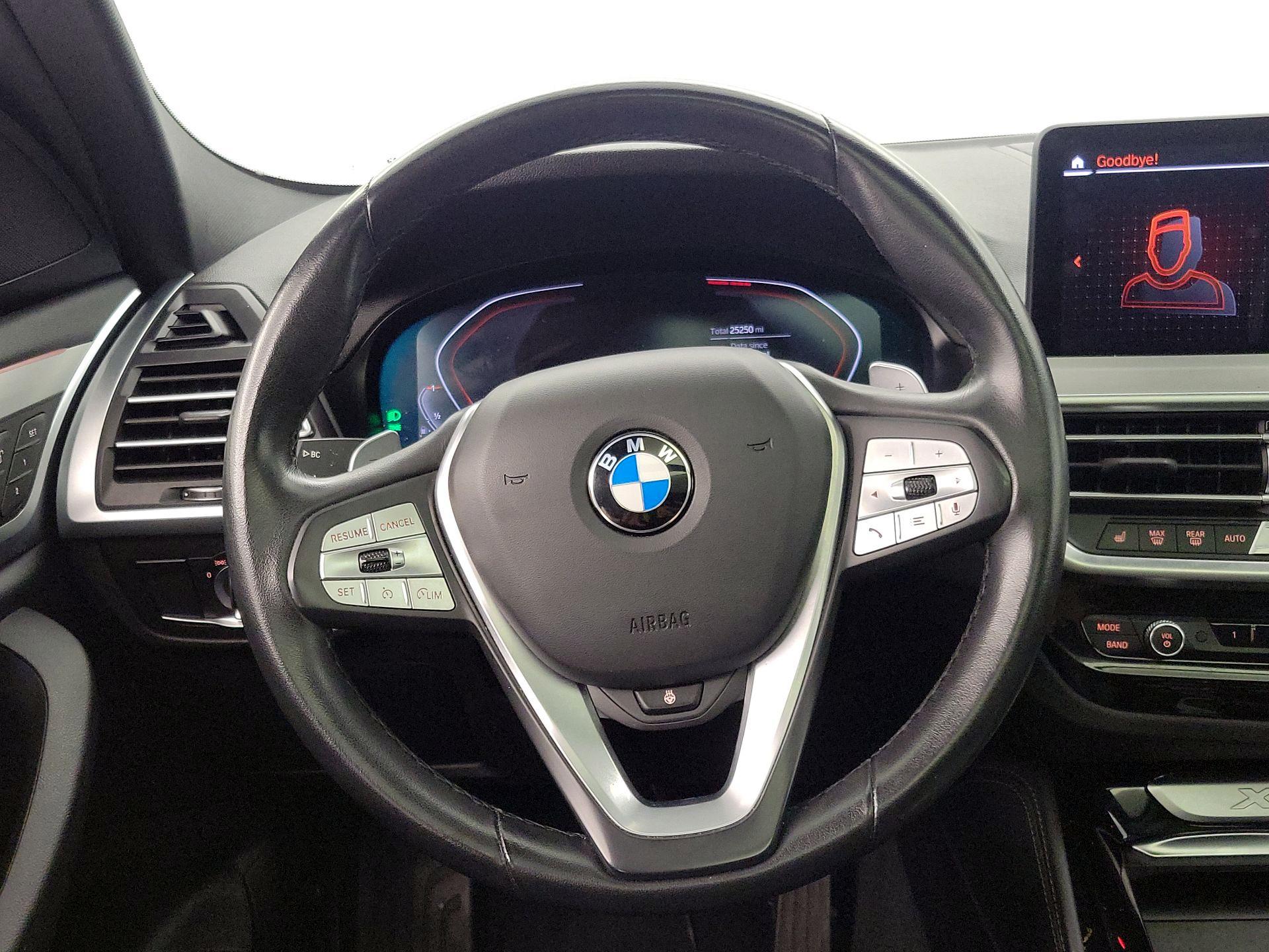 Thumbnail: 2022 BMW X4 - 10
