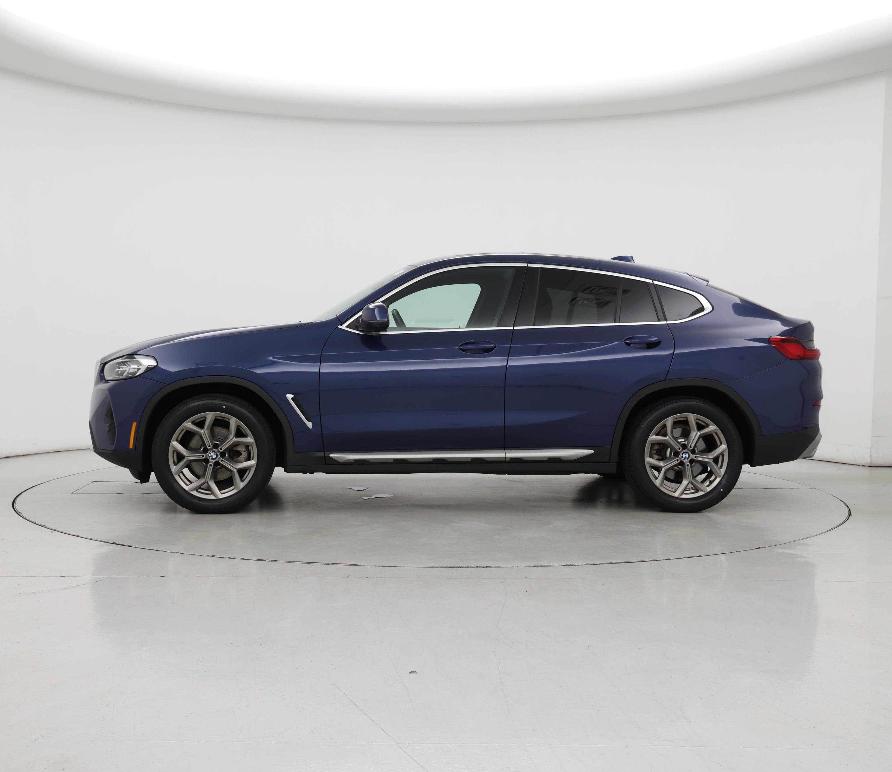 Thumbnail: 2022 BMW X4 - 3