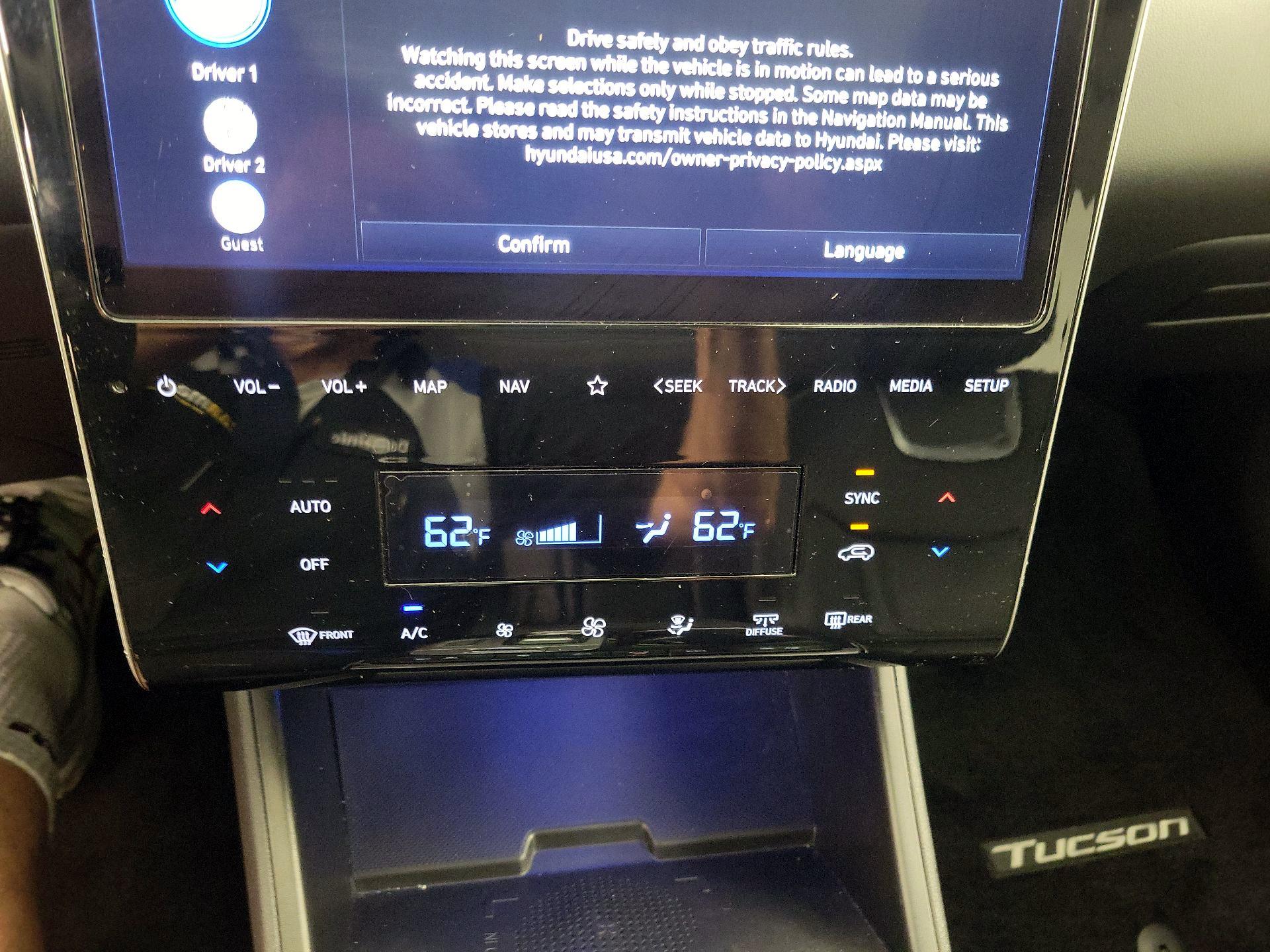 Thumbnail: 2023 Hyundai Tucson - 17