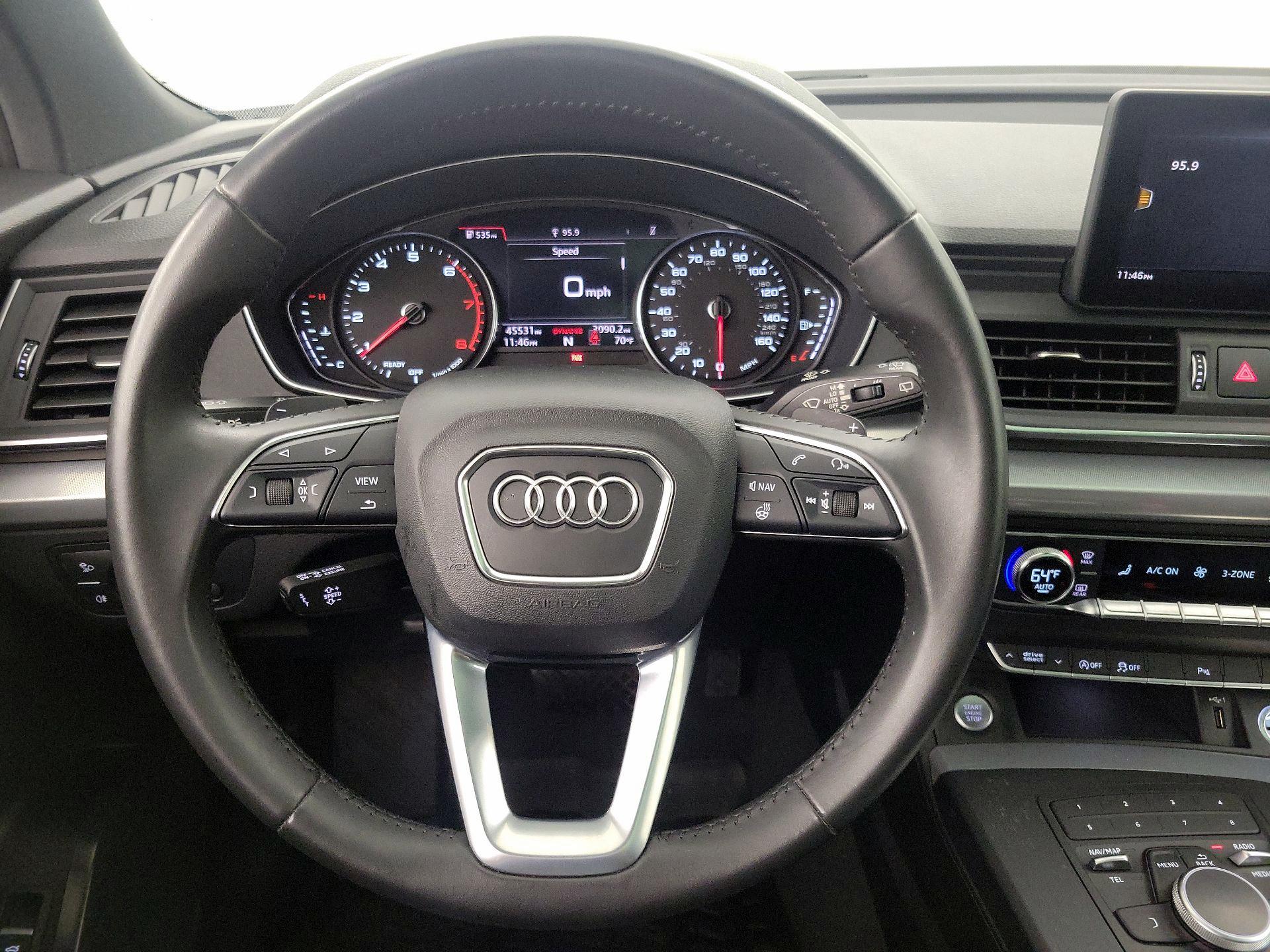 Thumbnail: 2020 Audi Q5 - 10
