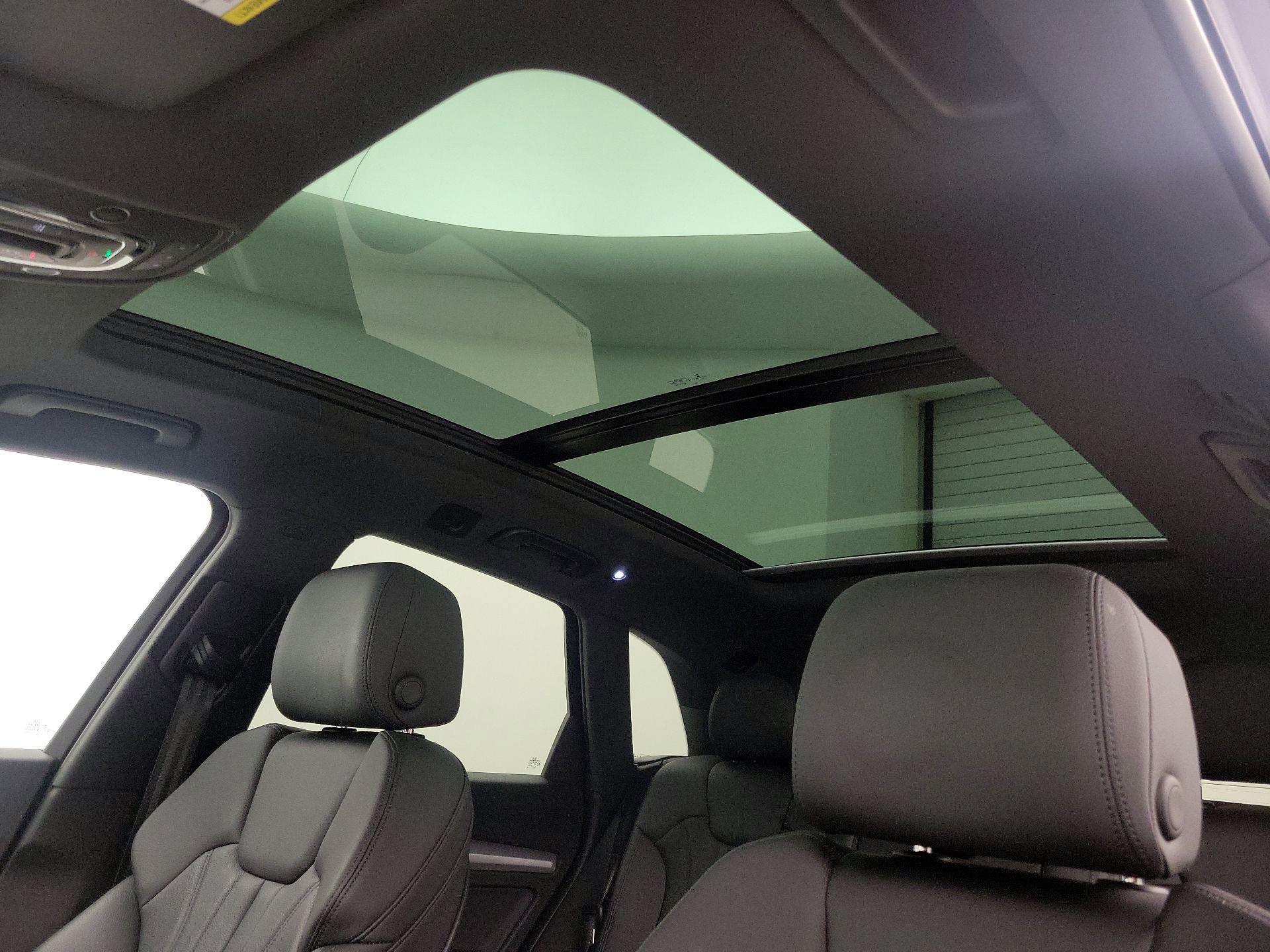 Thumbnail: 2020 Audi Q5 - 19