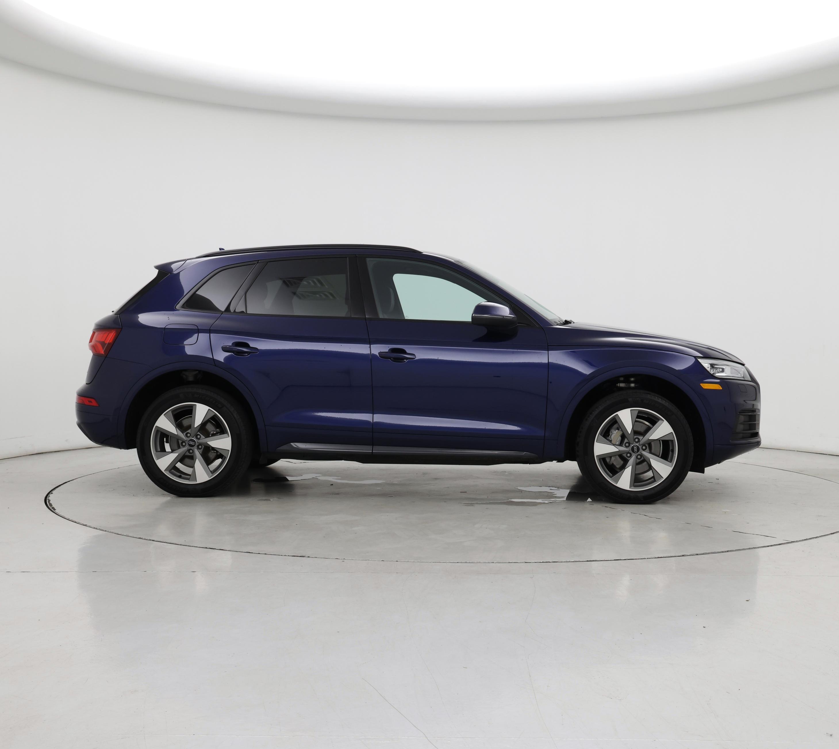 Thumbnail: 2020 Audi Q5 - 7