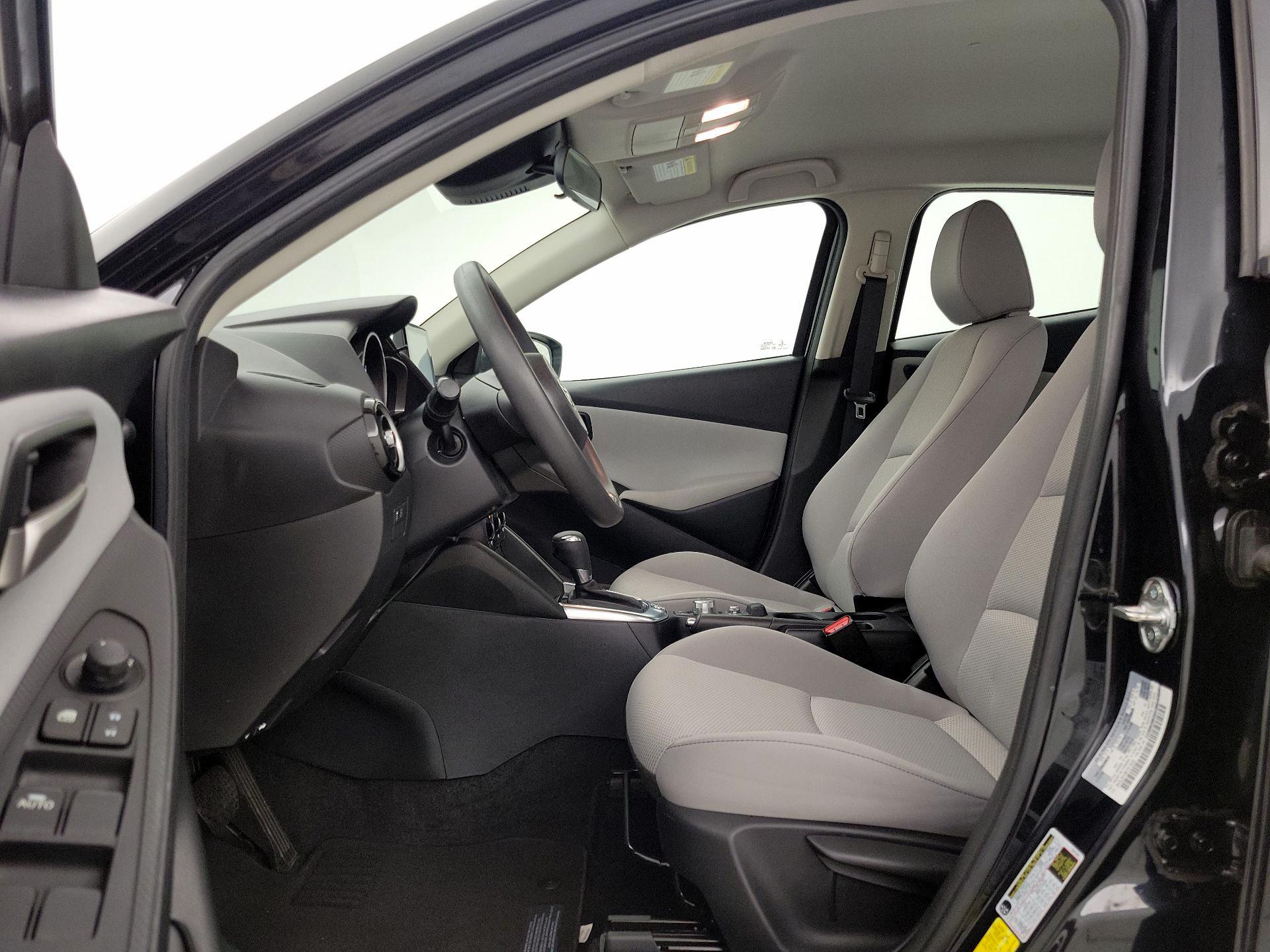 Thumbnail: 2019 Toyota Yaris - 11