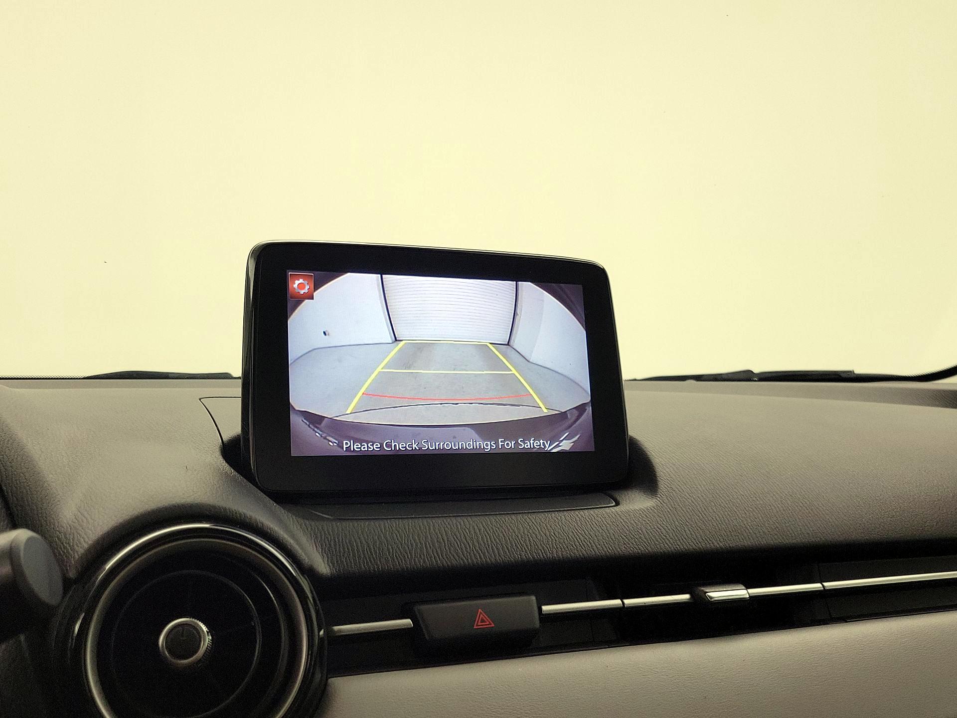 Thumbnail: 2019 Toyota Yaris - 14