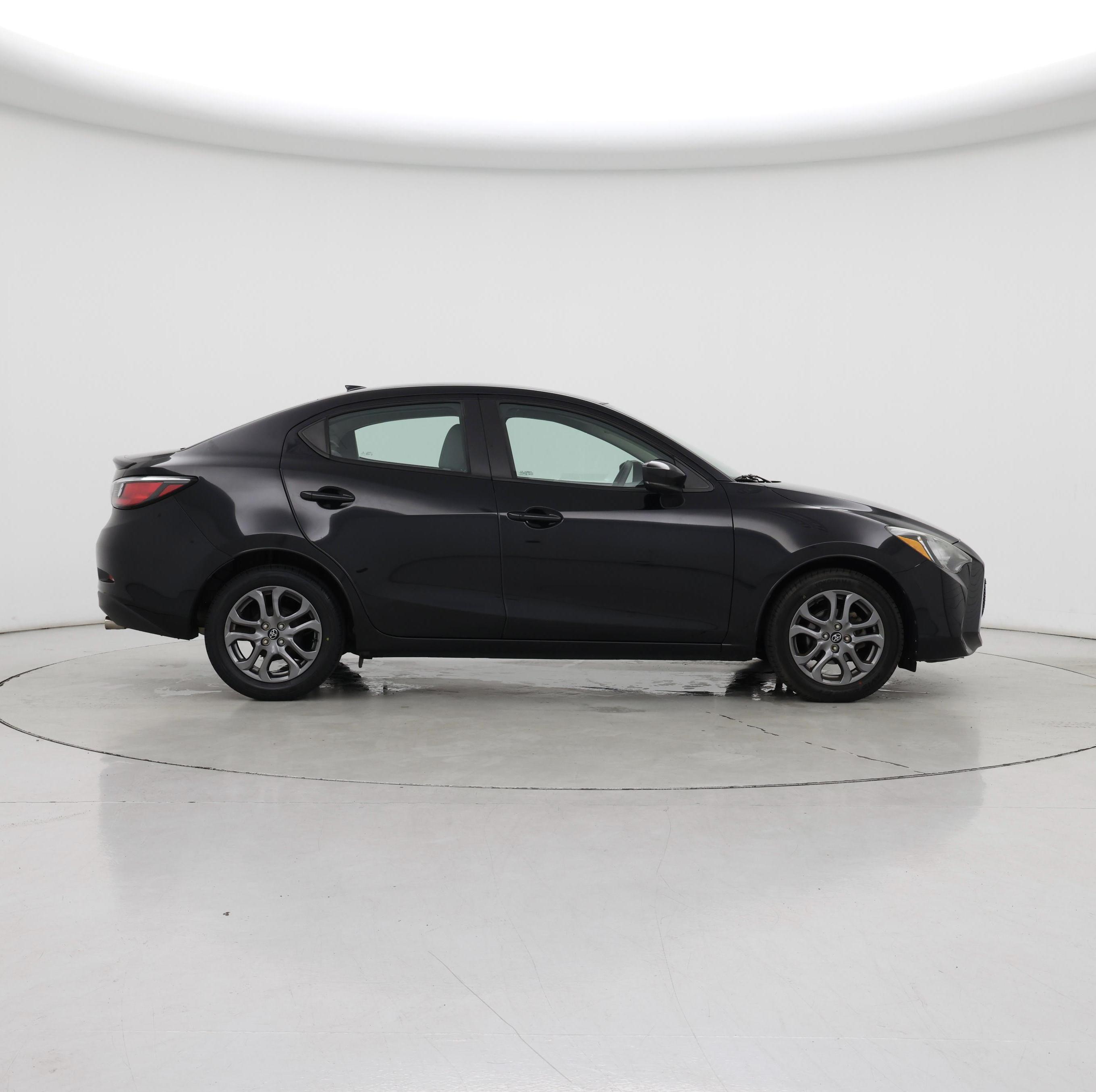 Thumbnail: 2019 Toyota Yaris - 7