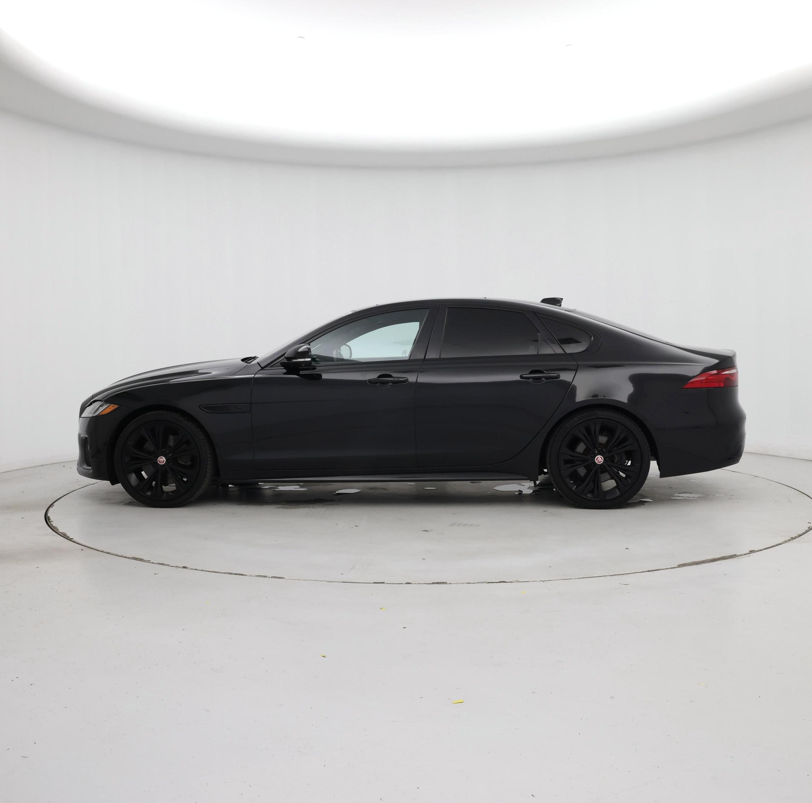 Thumbnail: 2021 Jaguar XF - 3
