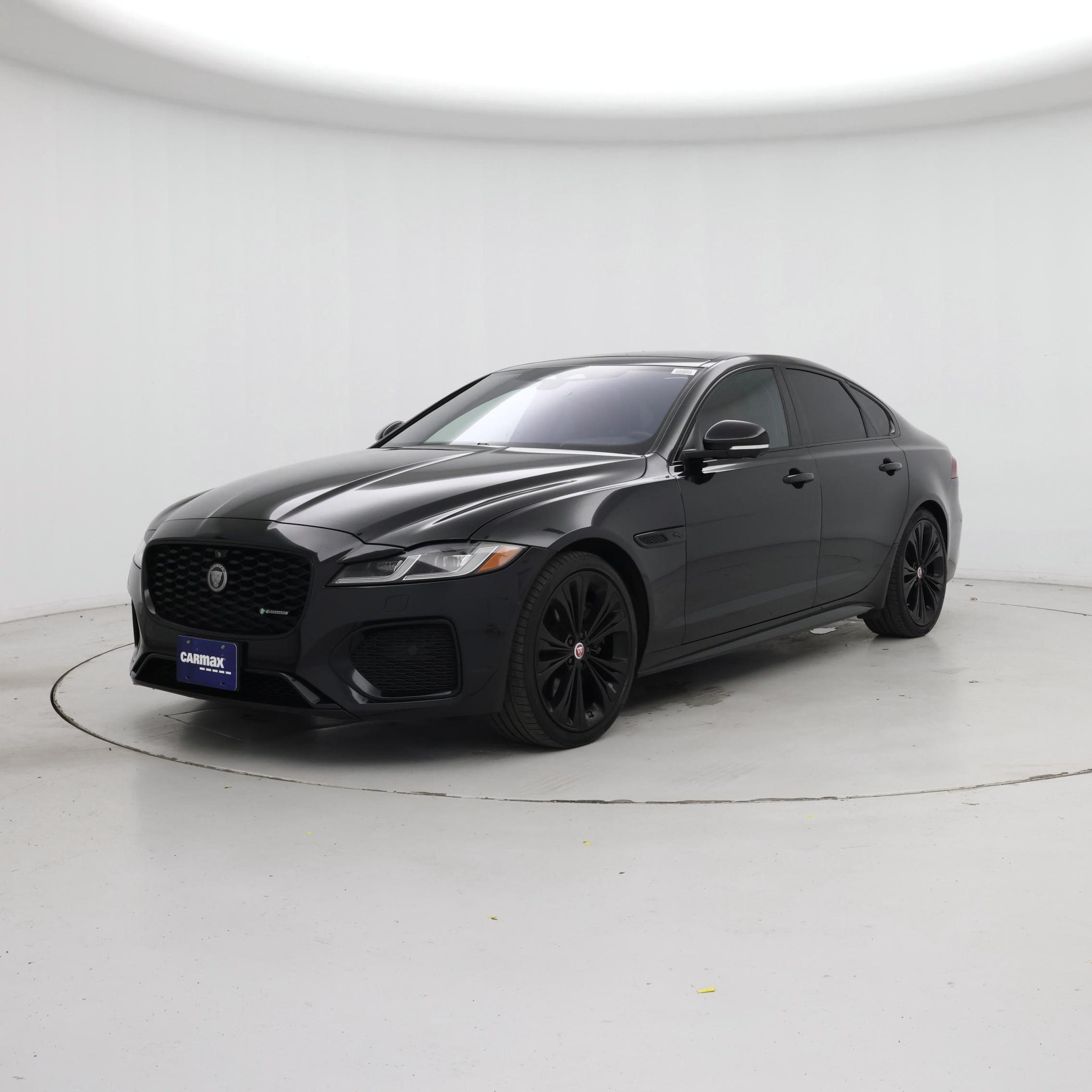 Thumbnail: 2021 Jaguar XF - 4