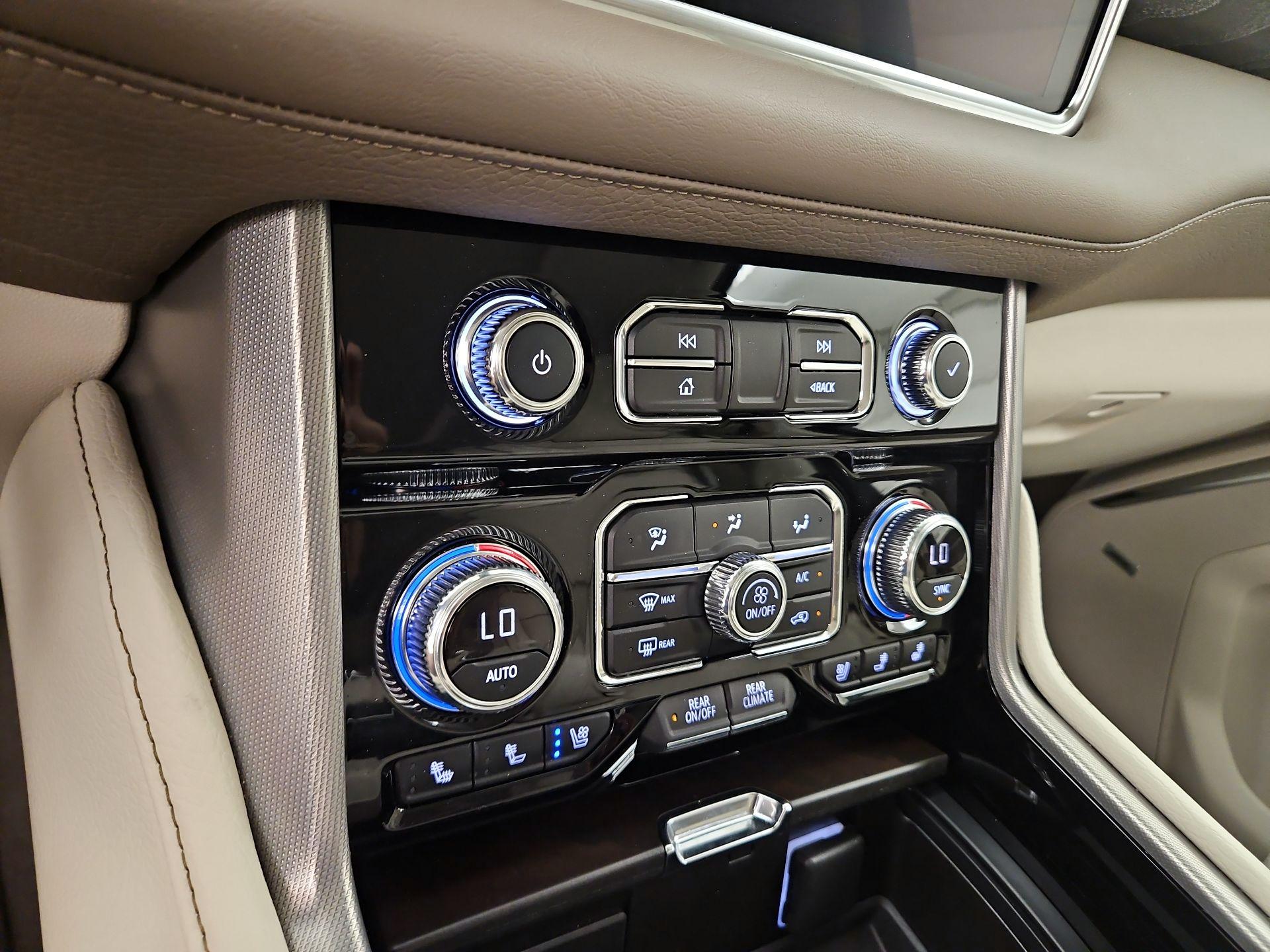 Thumbnail: 2022 GMC Yukon - 17
