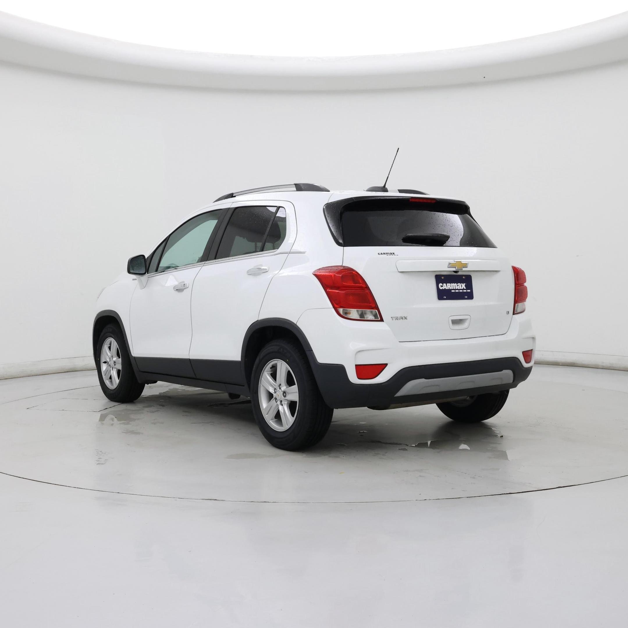 Thumbnail: 2019 Chevrolet Trax - 2