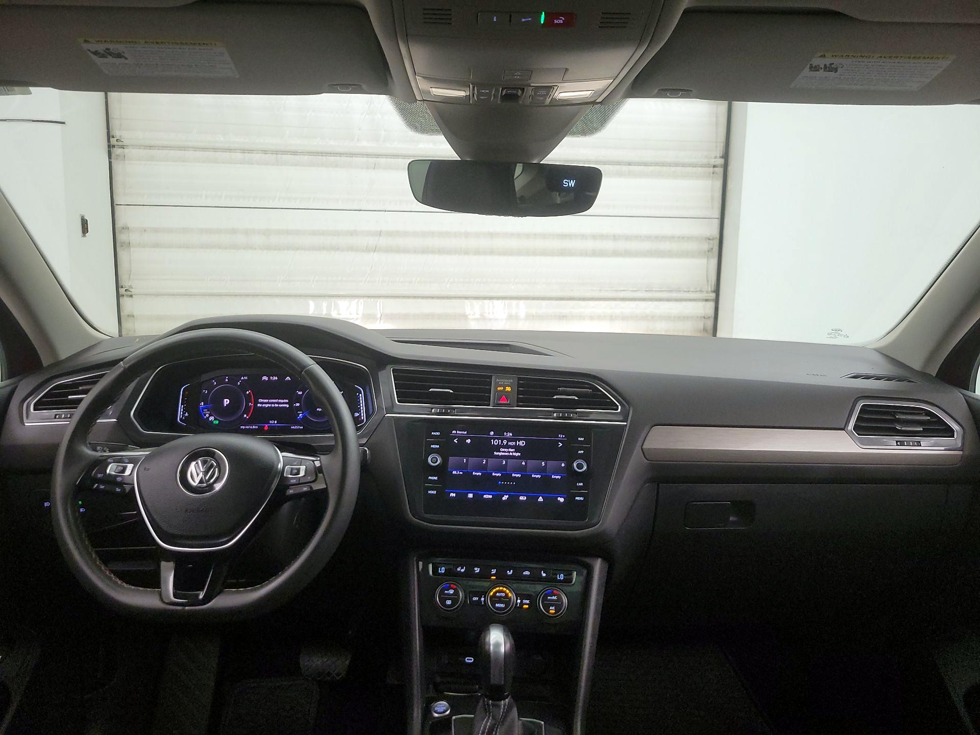 Thumbnail: 2021 Volkswagen Tiguan - 9