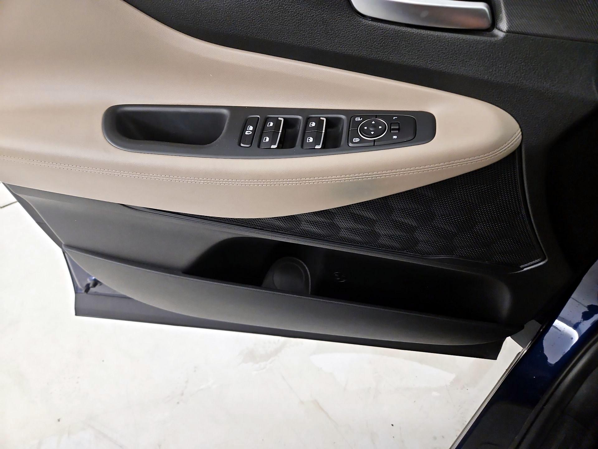 Thumbnail: 2021 Hyundai Santa Fe - 12