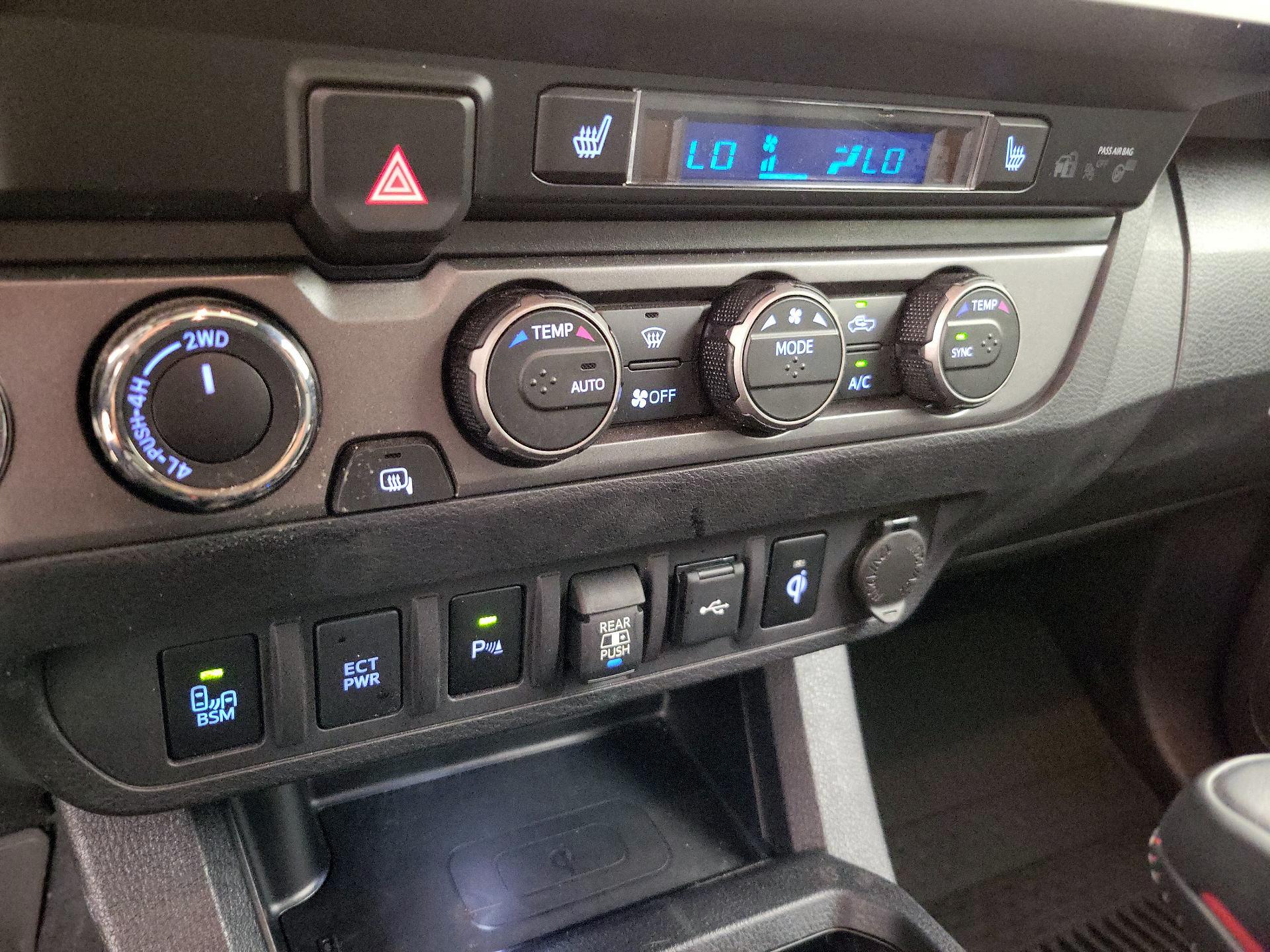 Thumbnail: 2023 Toyota Tacoma - 17